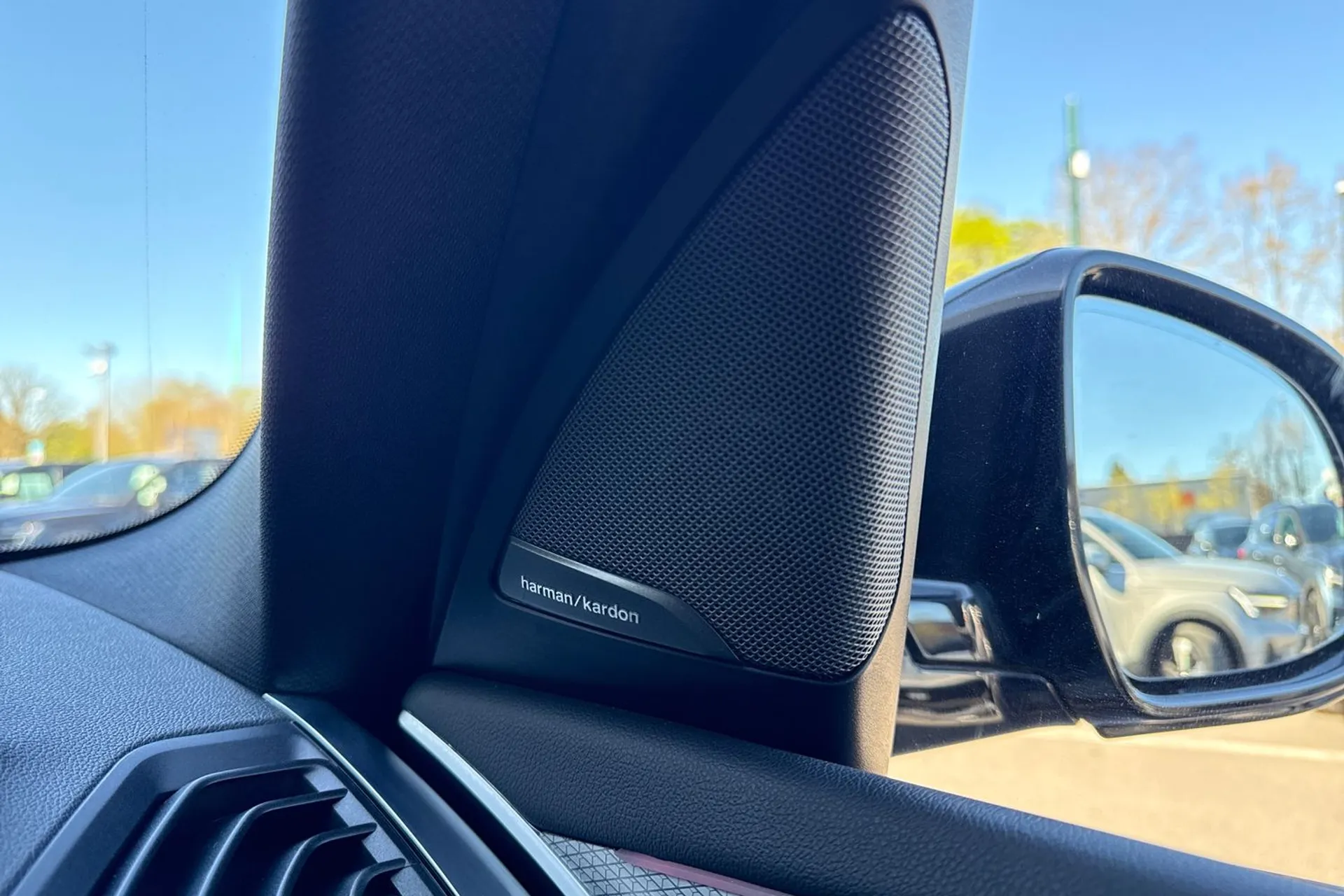 BMW X3 thumbnail image number 40