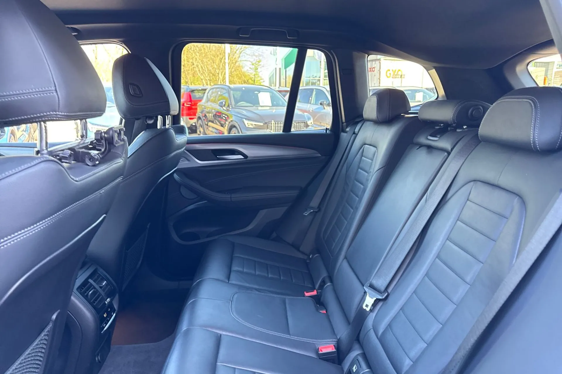 BMW X3 thumbnail image number 29