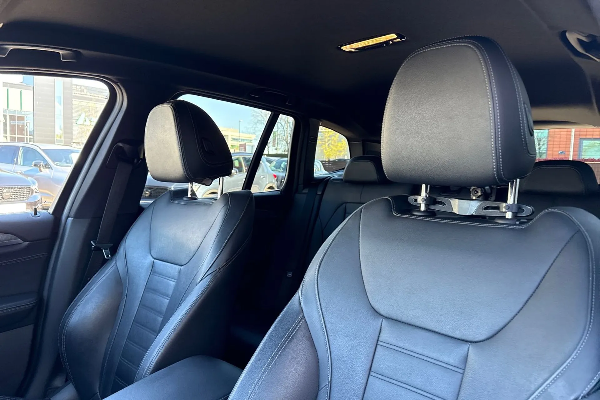 BMW X3 thumbnail image number 28