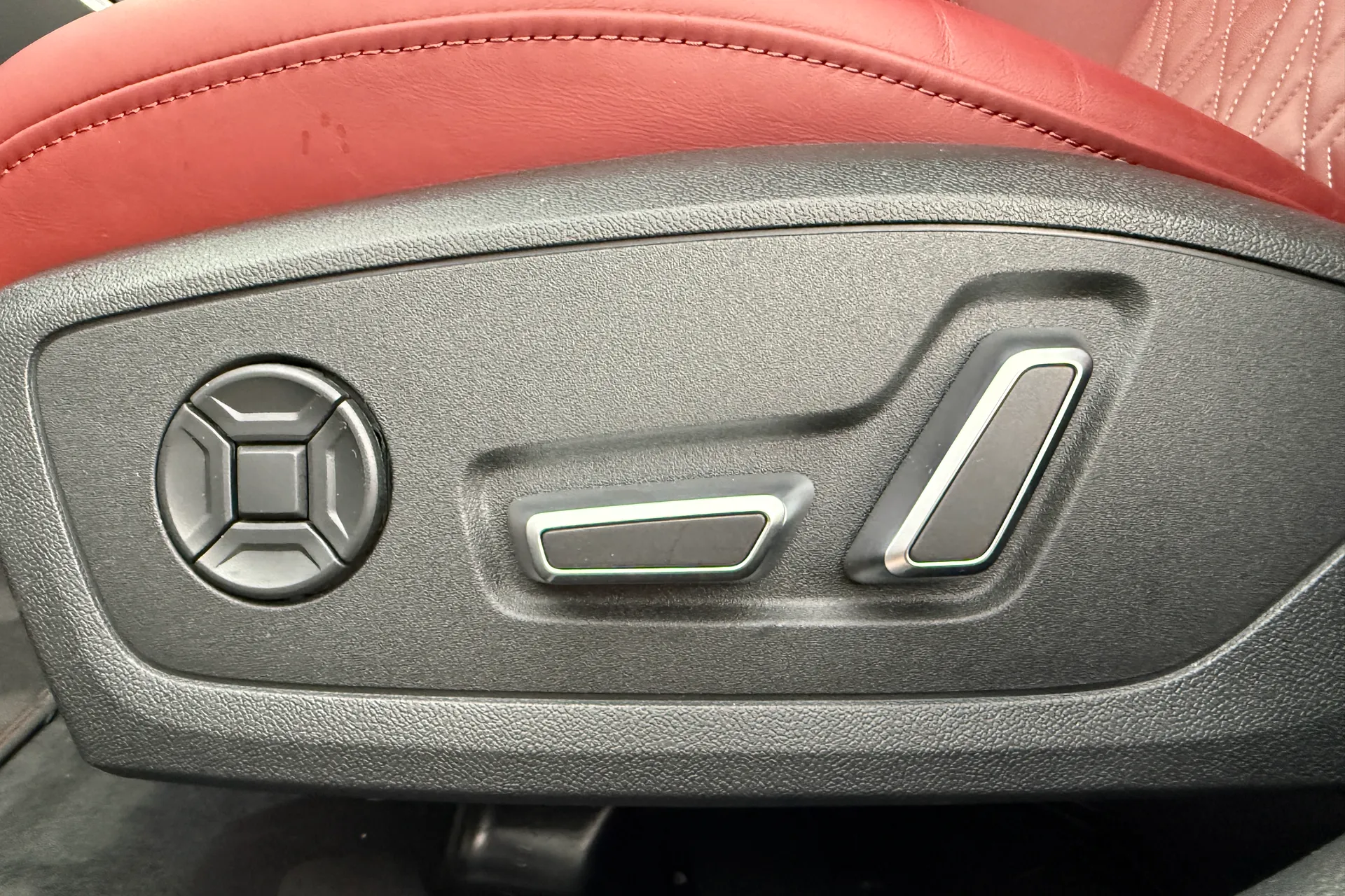 Audi A7 thumbnail image number 25