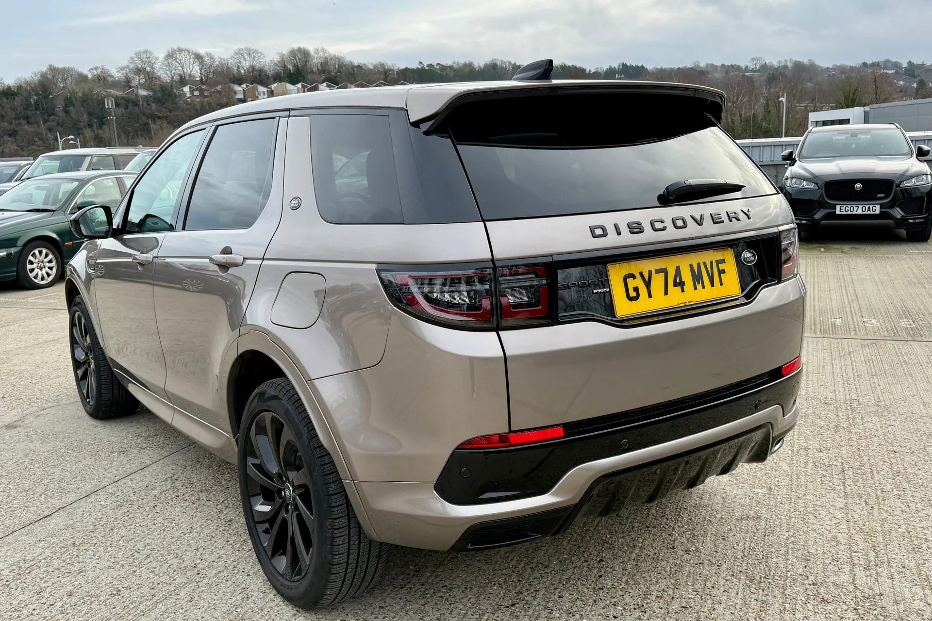 LAND ROVER DISCOVERY SPORT thumbnail image number 14