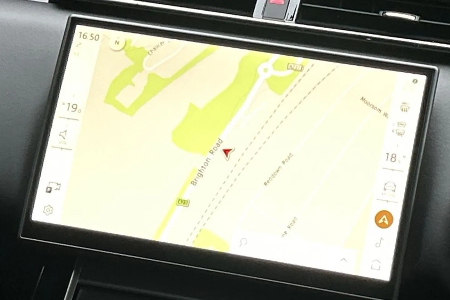 Used 2024 LAND ROVER RANGE ROVER VELAR Dynamic HSE GX24VAA Harwoods