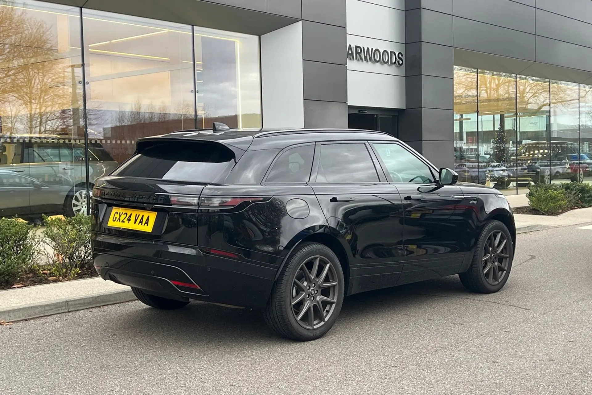 LAND ROVER RANGE ROVER VELAR thumbnail image number 20