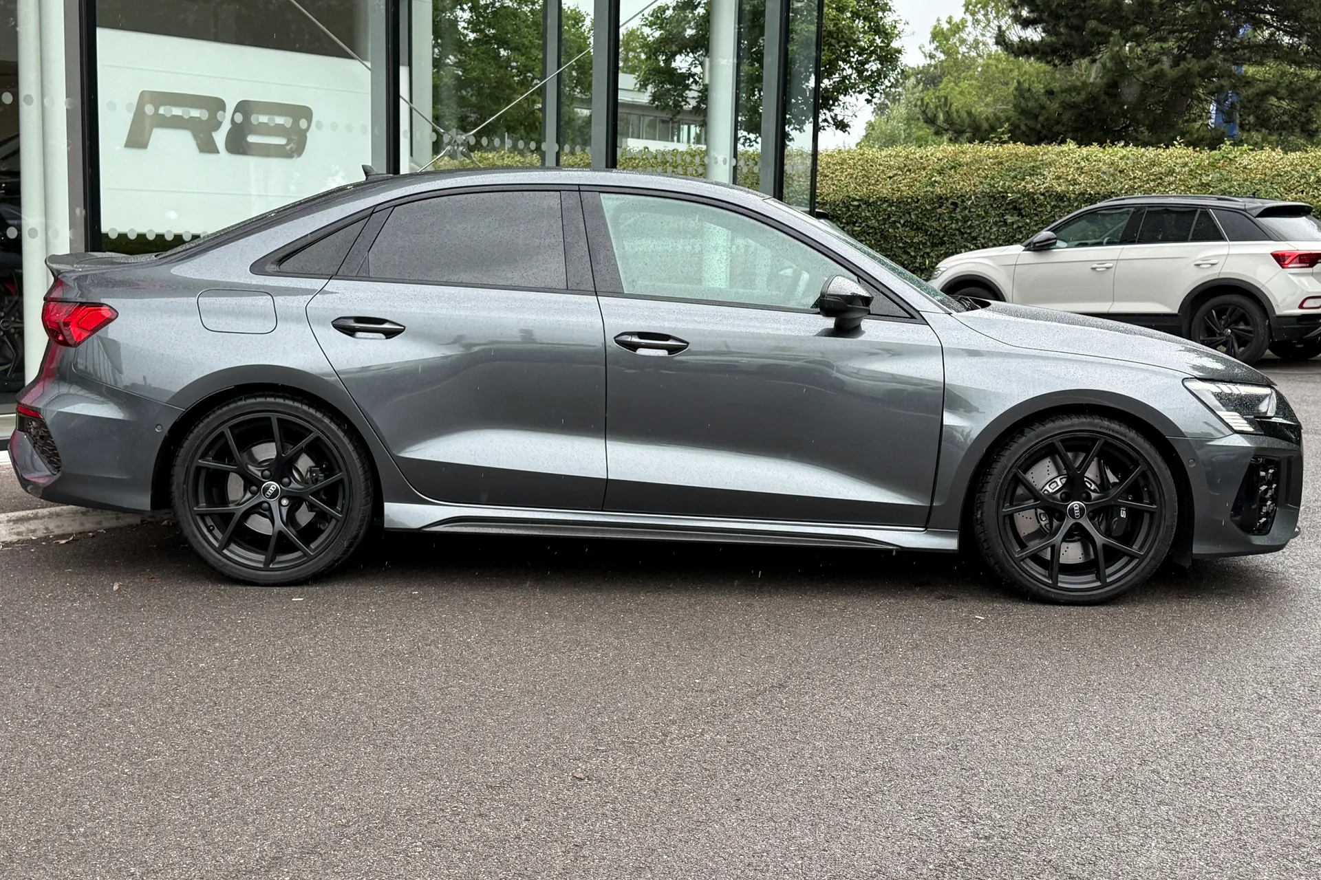 Audi RS3 thumbnail image number 2