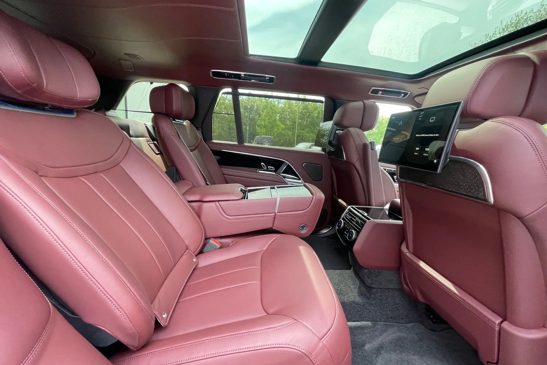 LAND ROVER RANGE ROVER thumbnail image number 45