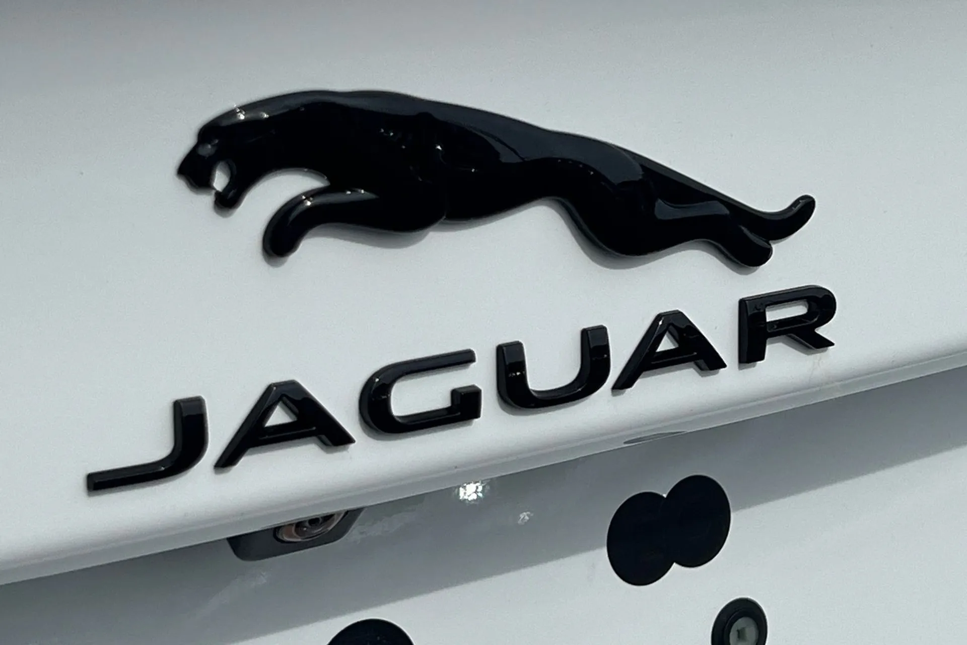 Jaguar XE thumbnail image number 58