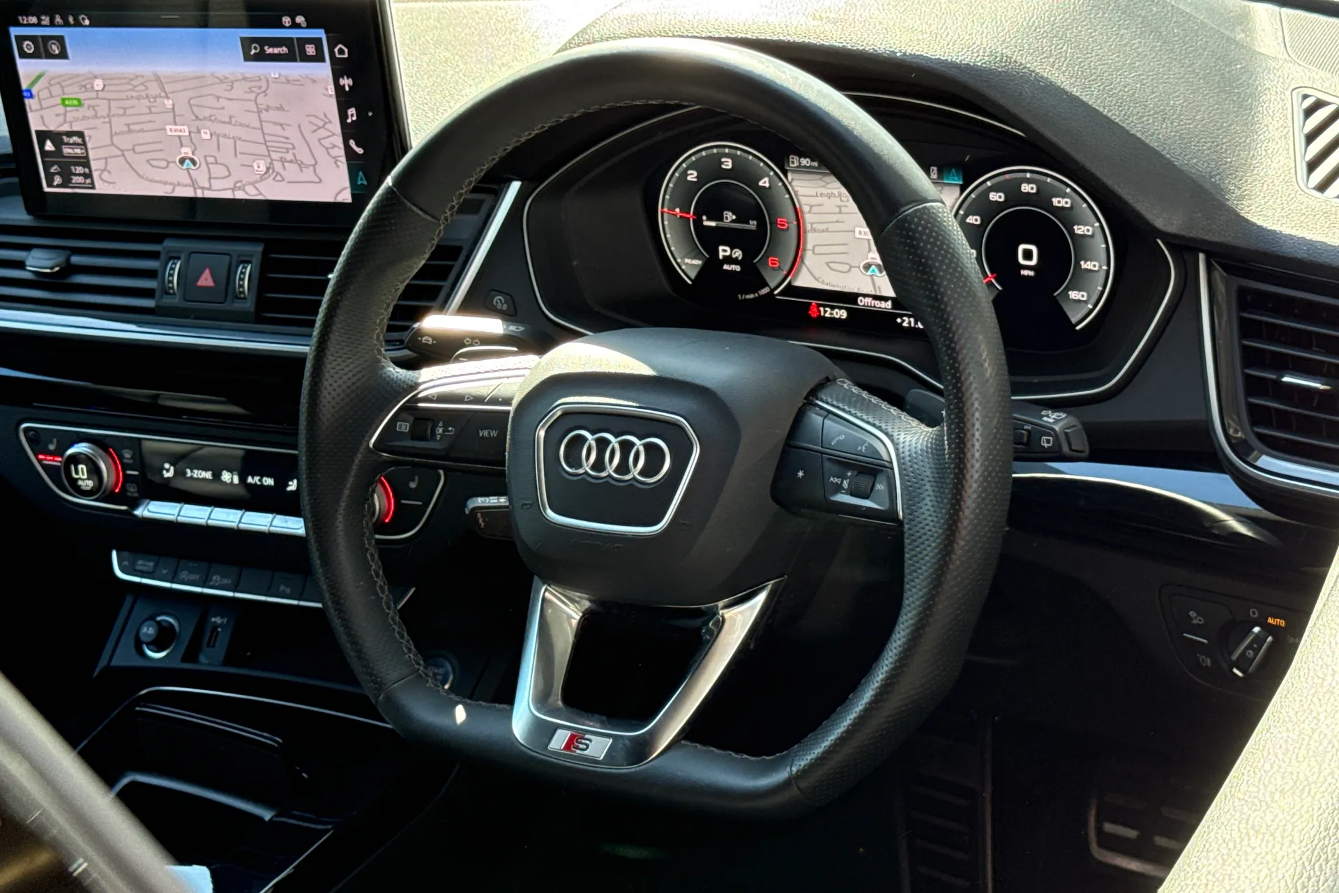 Audi Q5 thumbnail image number 26