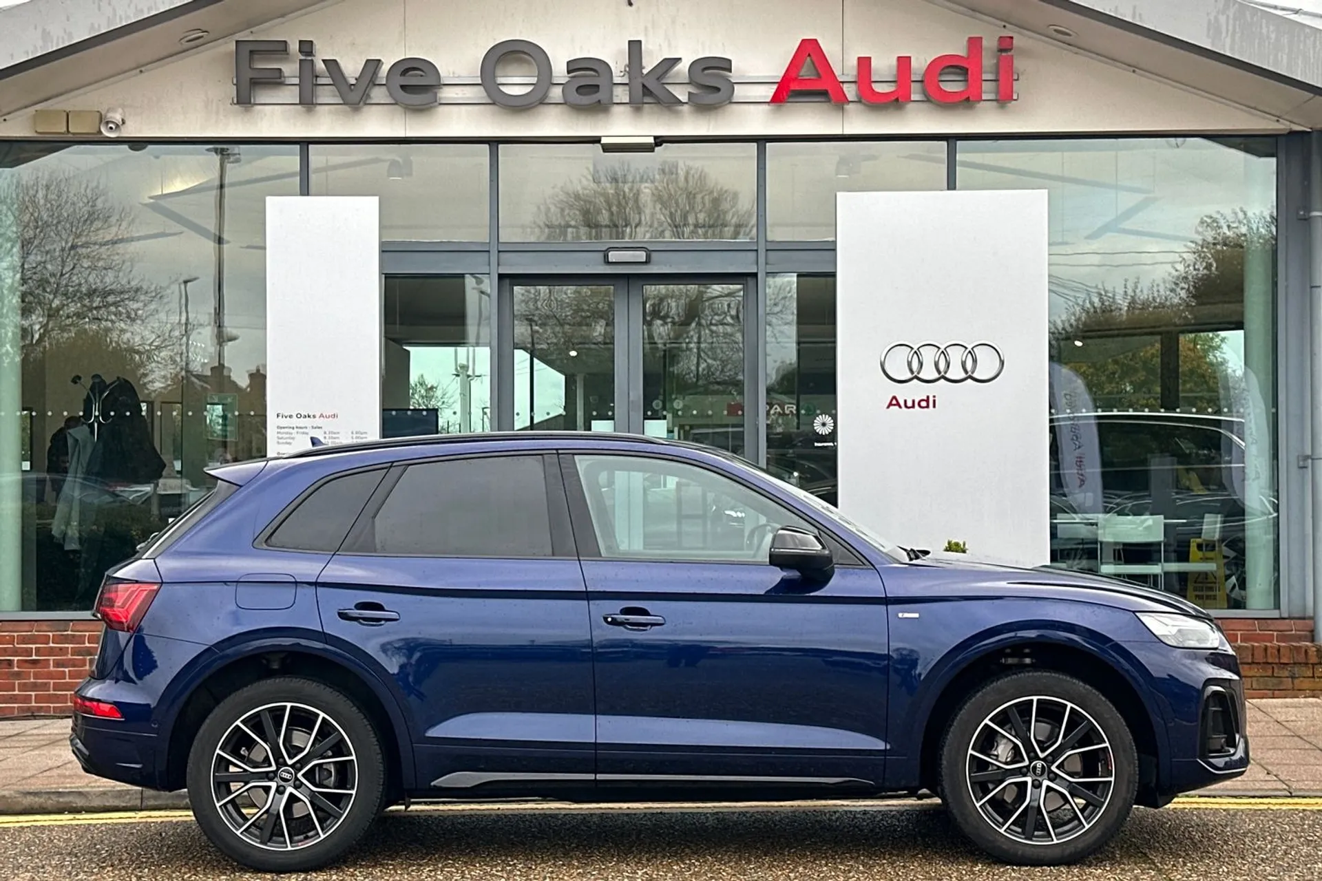 Audi Q5 thumbnail image number 2