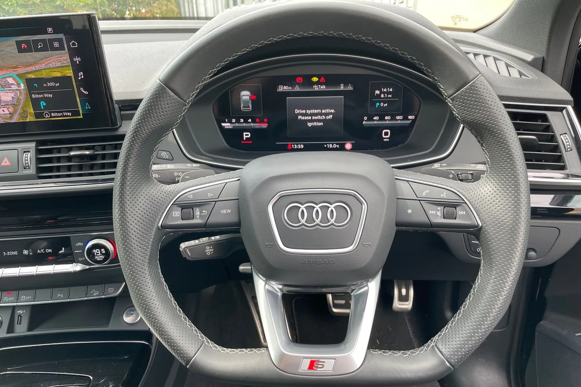 Audi Q5 thumbnail image number 39