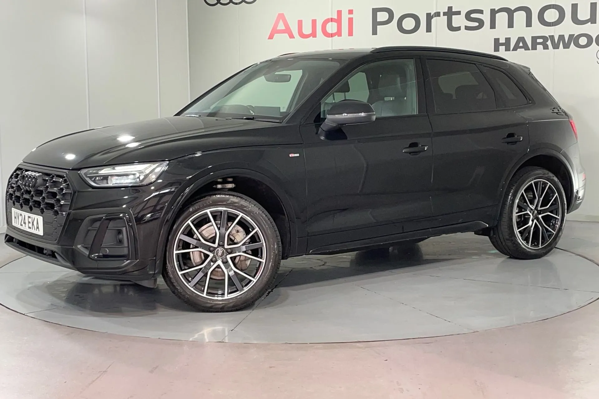 Audi Q5 thumbnail image number 6