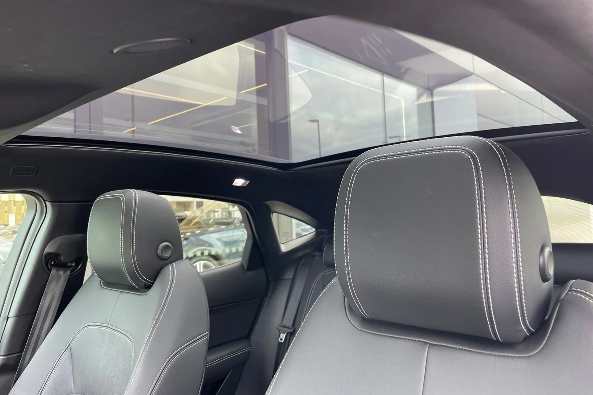 Jaguar E-PACE thumbnail image number 4