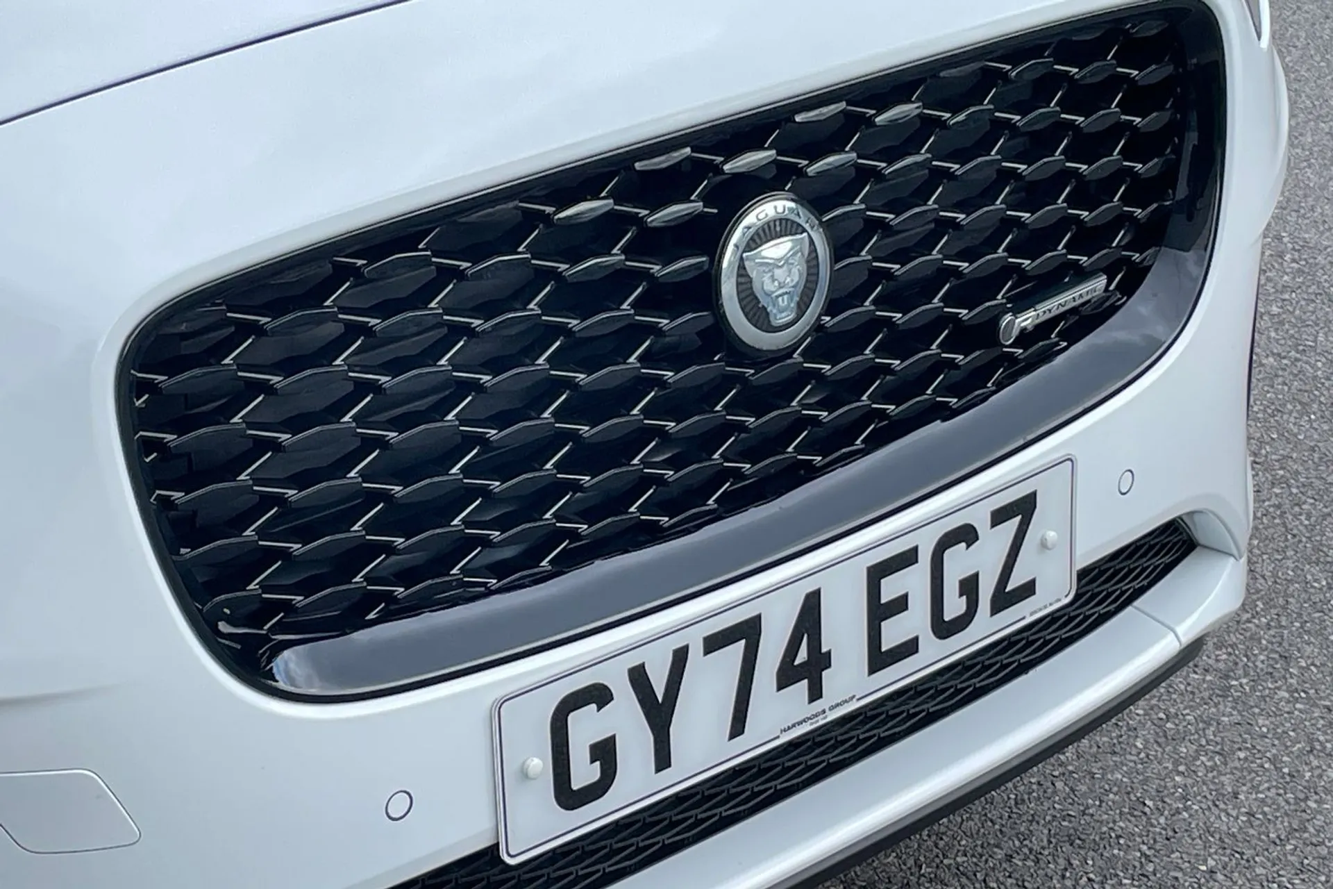 Jaguar E-PACE thumbnail image number 52