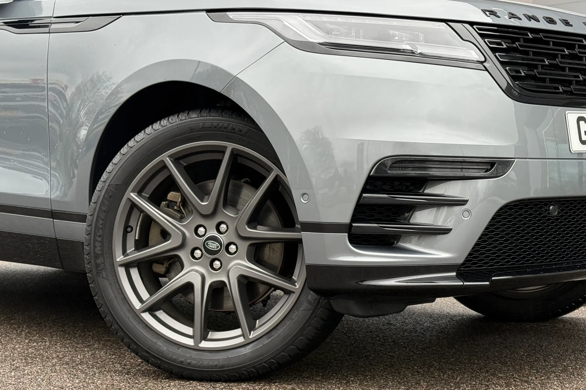 LAND ROVER RANGE ROVER VELAR thumbnail image number 11