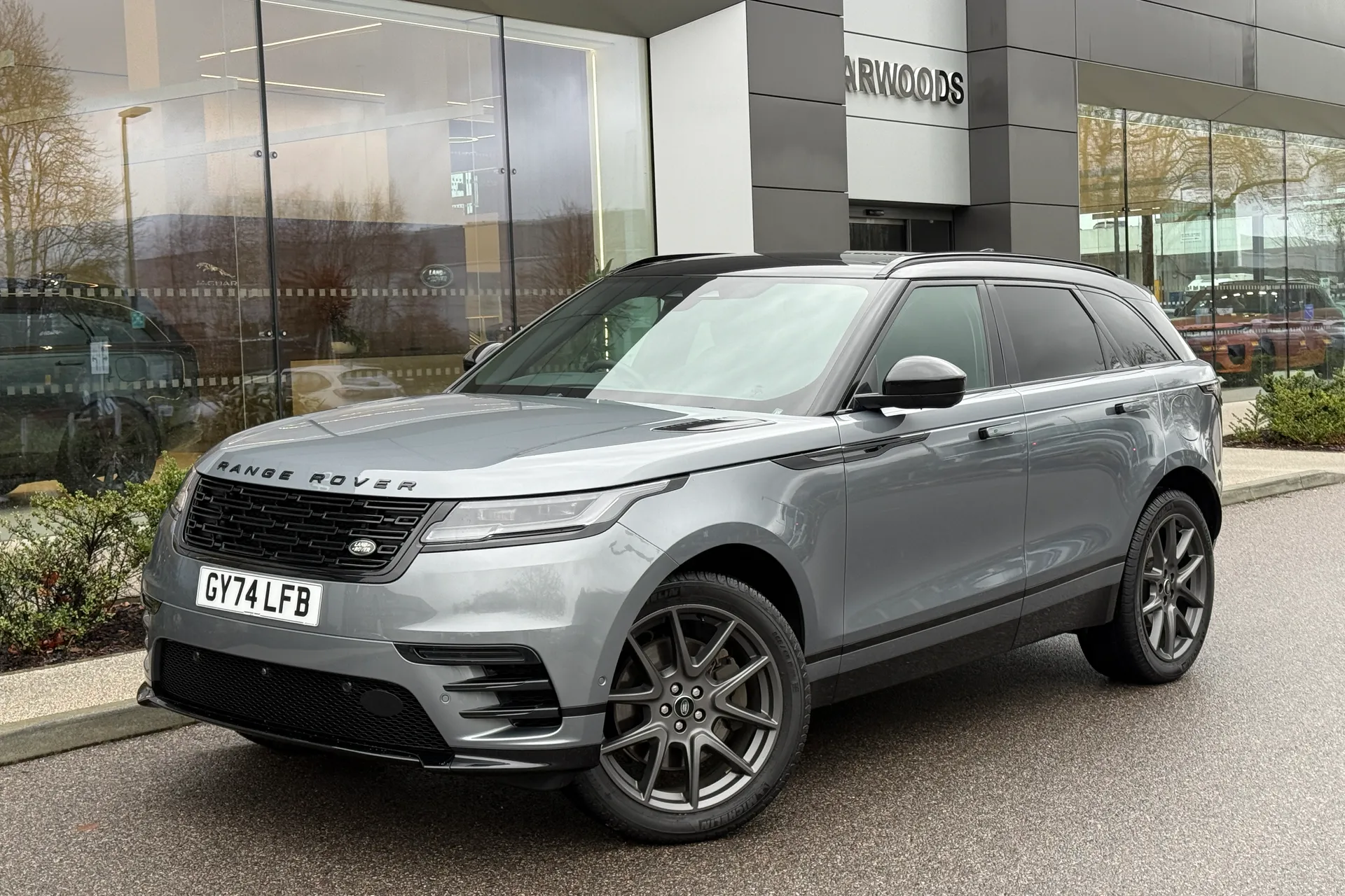 LAND ROVER RANGE ROVER VELAR thumbnail image number 20