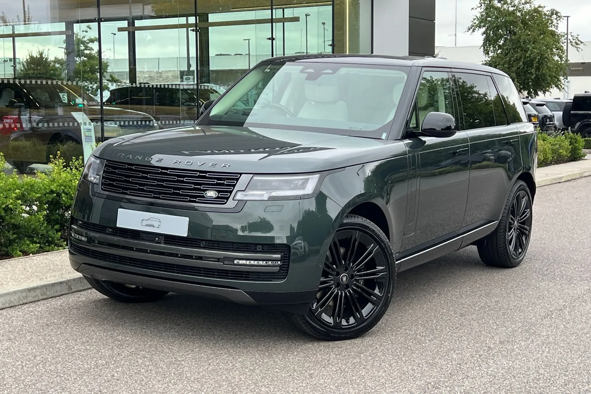 LAND ROVER RANGE ROVER thumbnail image number 13