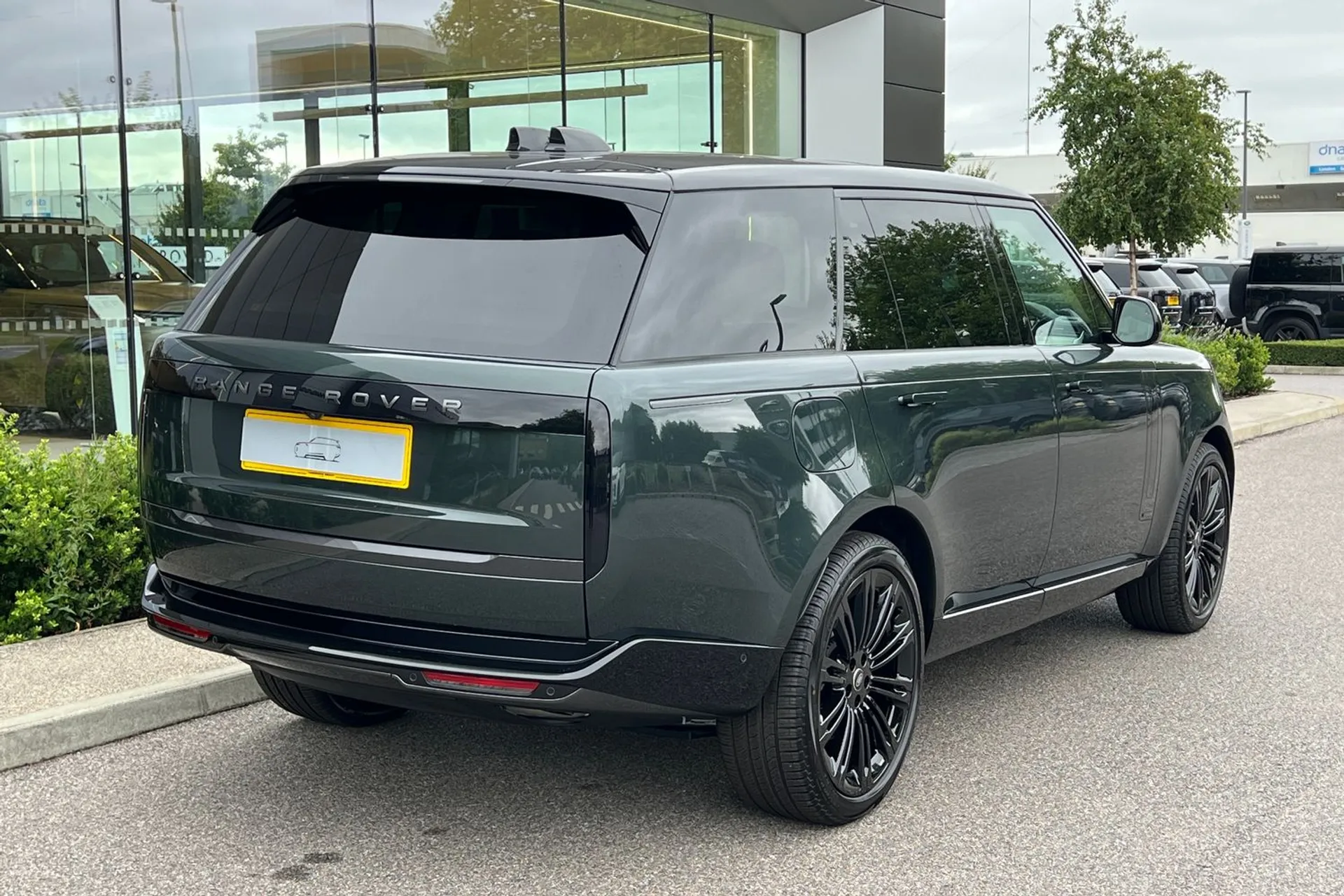 LAND ROVER RANGE ROVER thumbnail image number 10