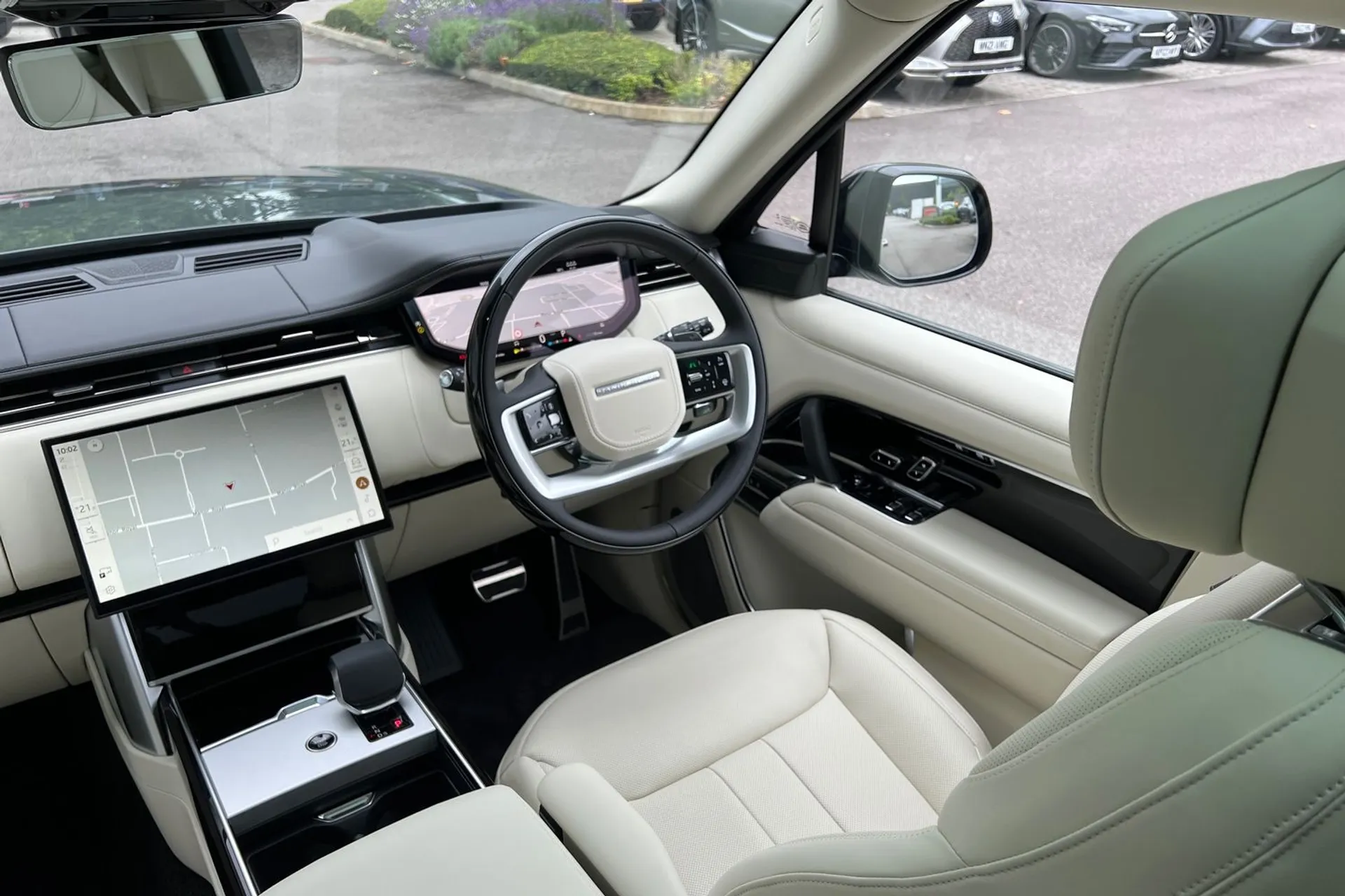 LAND ROVER RANGE ROVER thumbnail image number 19