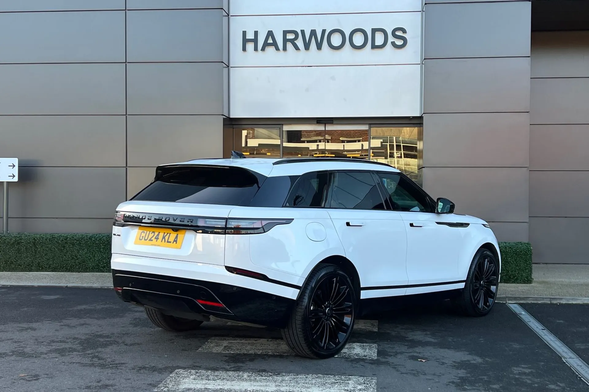 LAND ROVER RANGE ROVER VELAR thumbnail image number 7