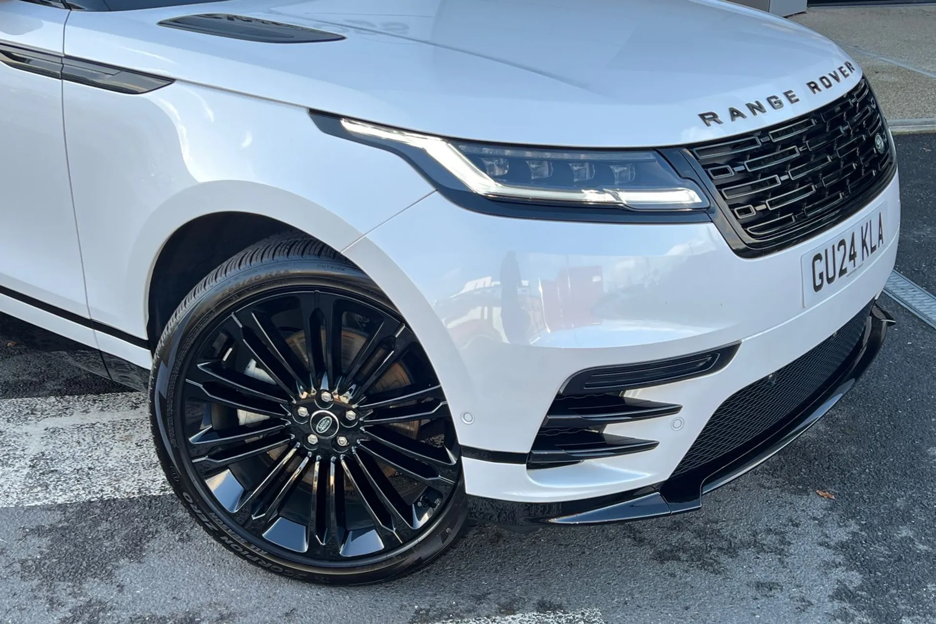 LAND ROVER RANGE ROVER VELAR thumbnail image number 20