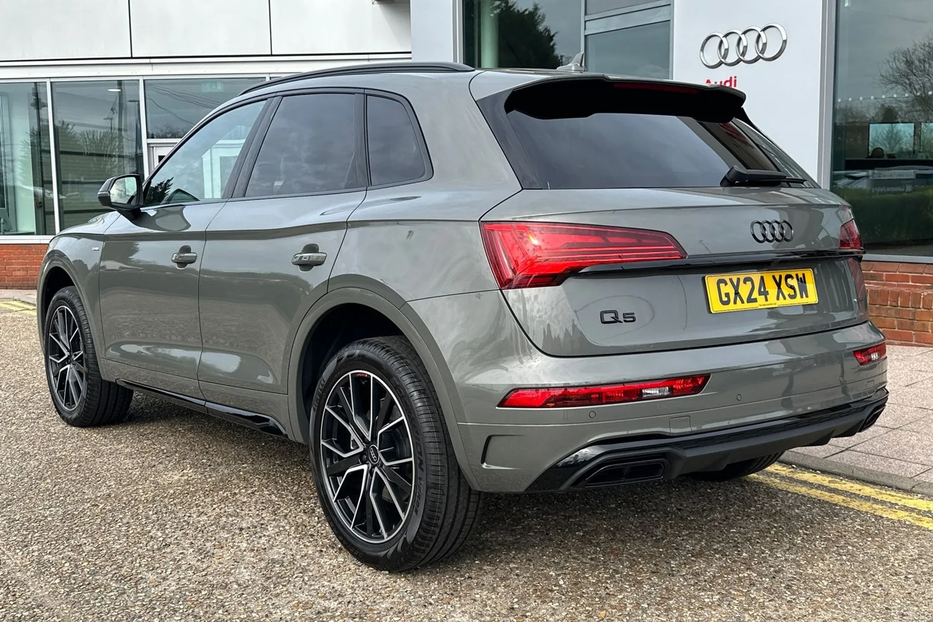 Audi Q5 thumbnail image number 7