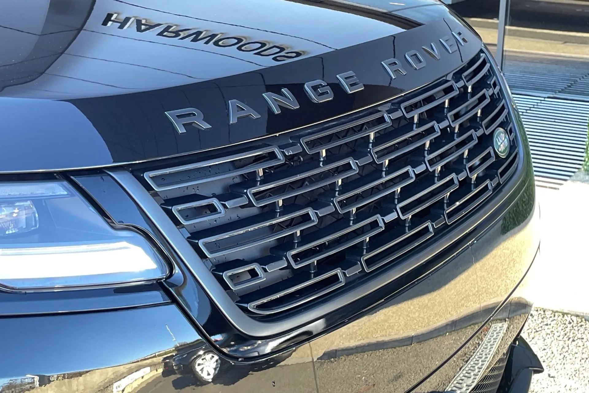 LAND ROVER RANGE ROVER VELAR thumbnail image number 62