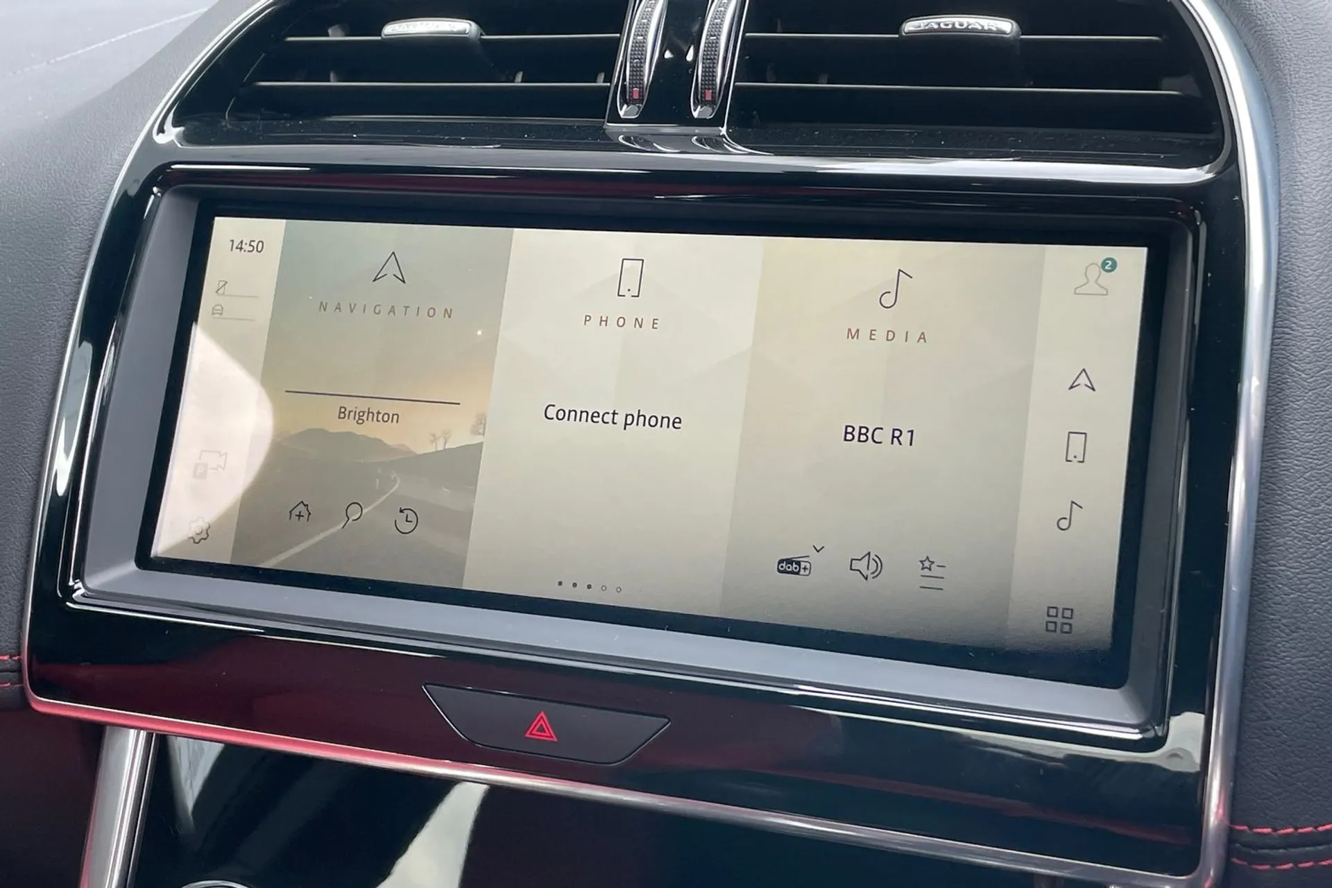 Jaguar XE thumbnail image number 56