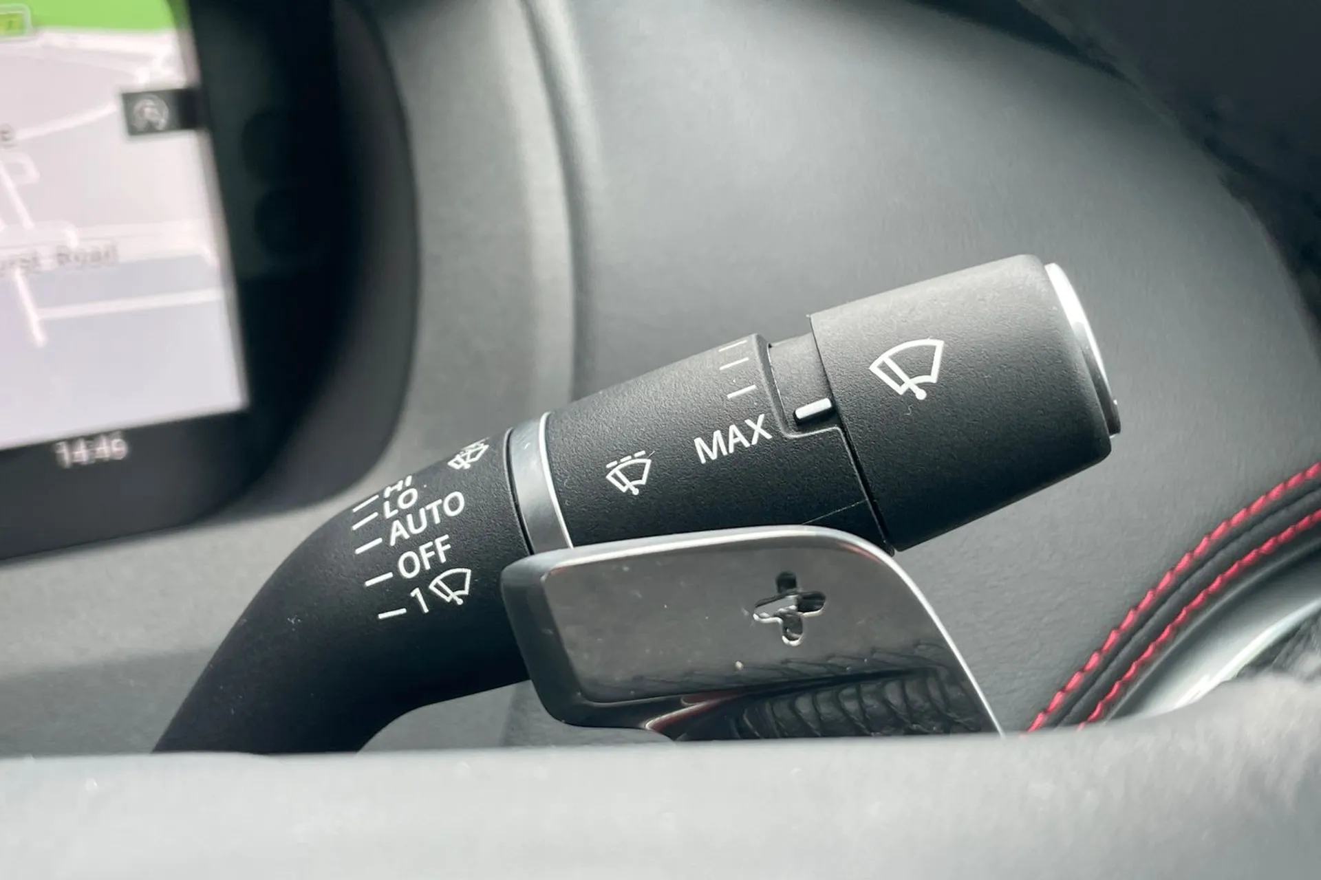 Jaguar XE thumbnail image number 61
