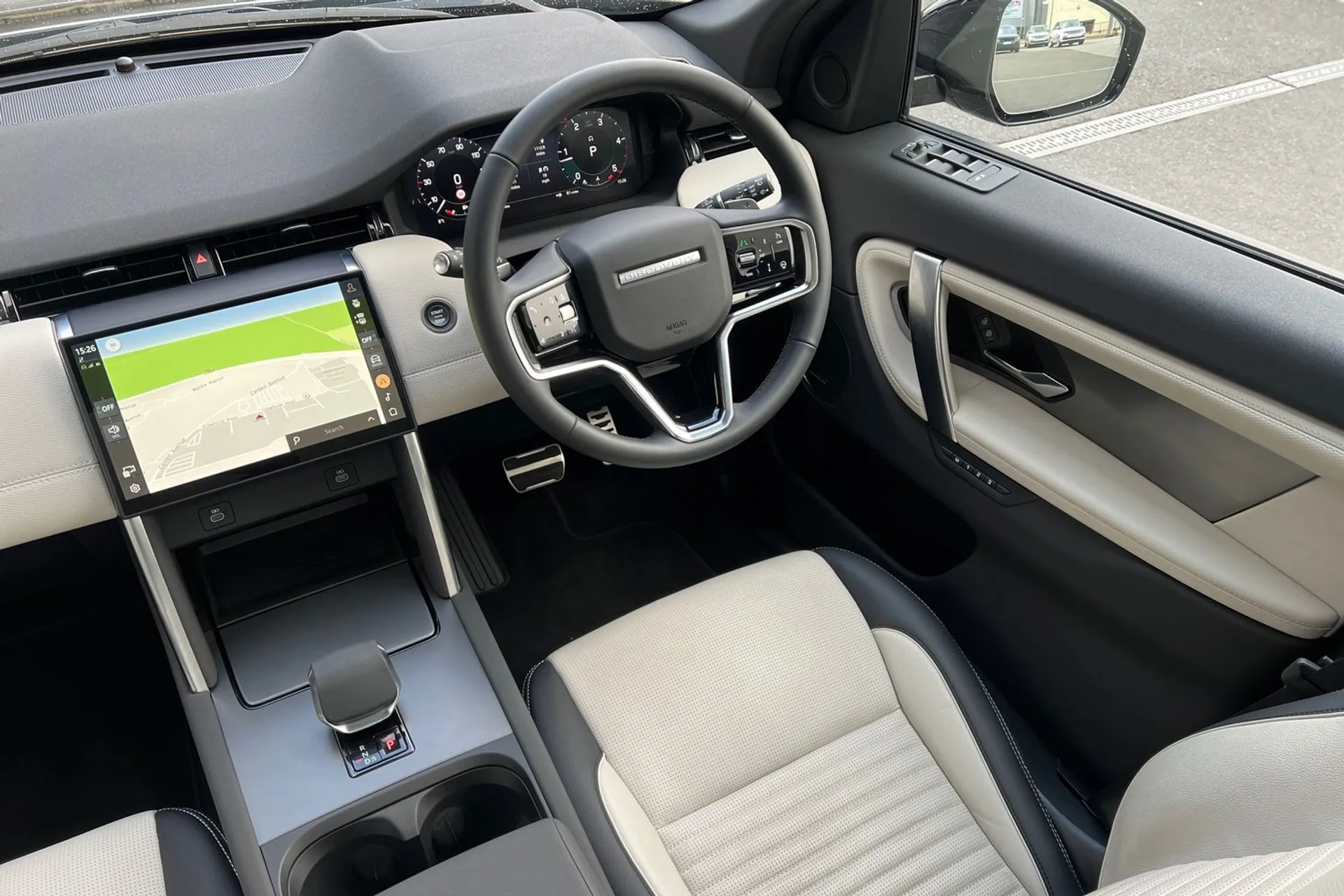 LAND ROVER DISCOVERY SPORT thumbnail image number 35