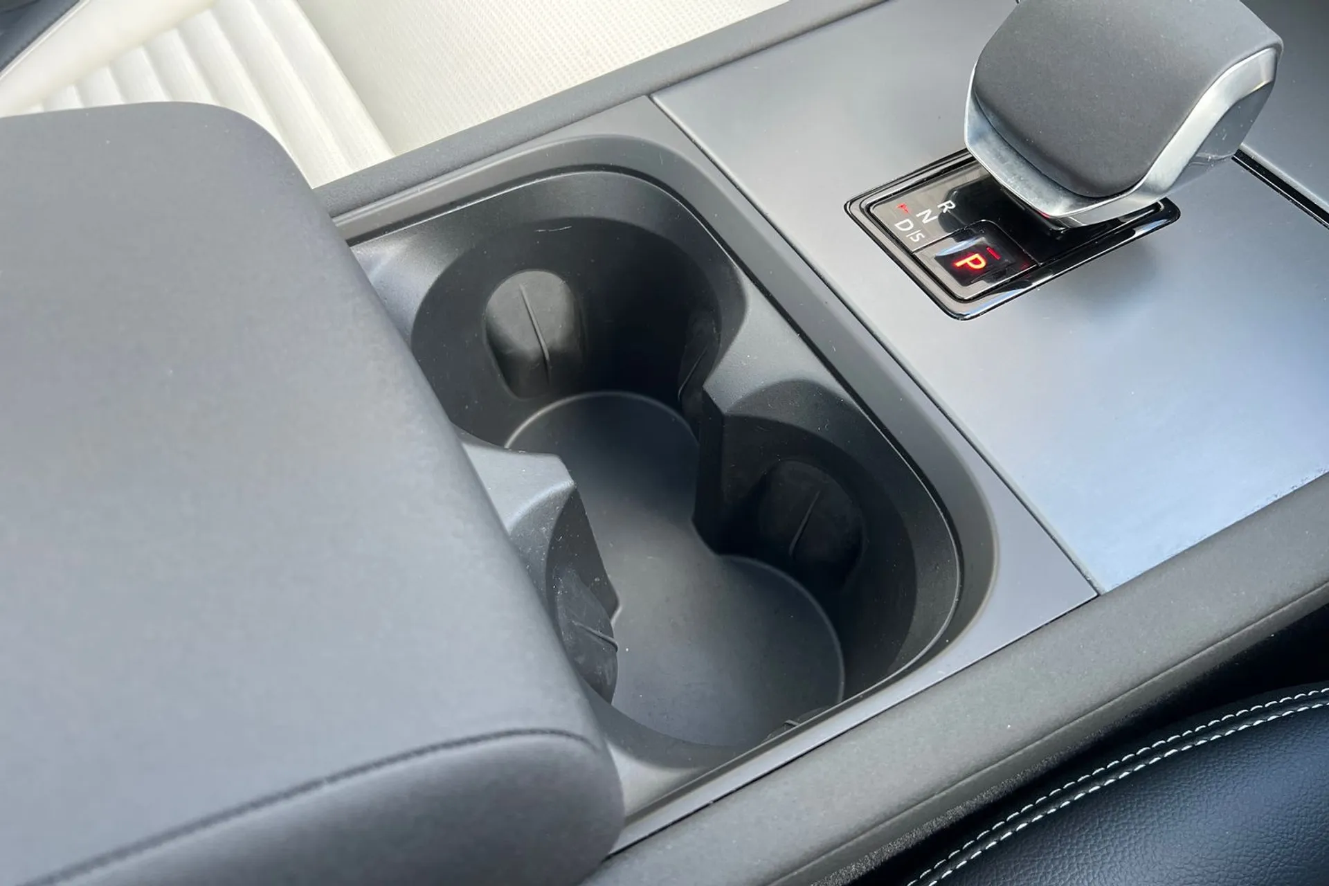 LAND ROVER DISCOVERY SPORT thumbnail image number 46