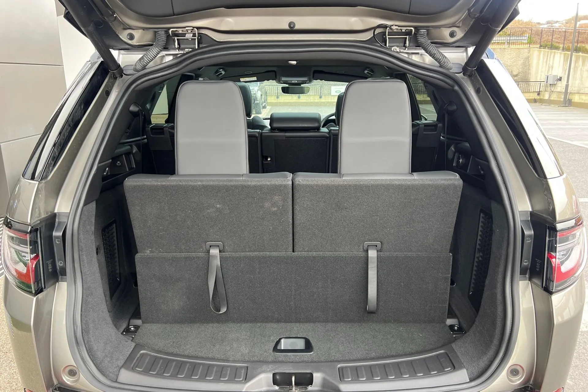 LAND ROVER DISCOVERY SPORT thumbnail image number 56