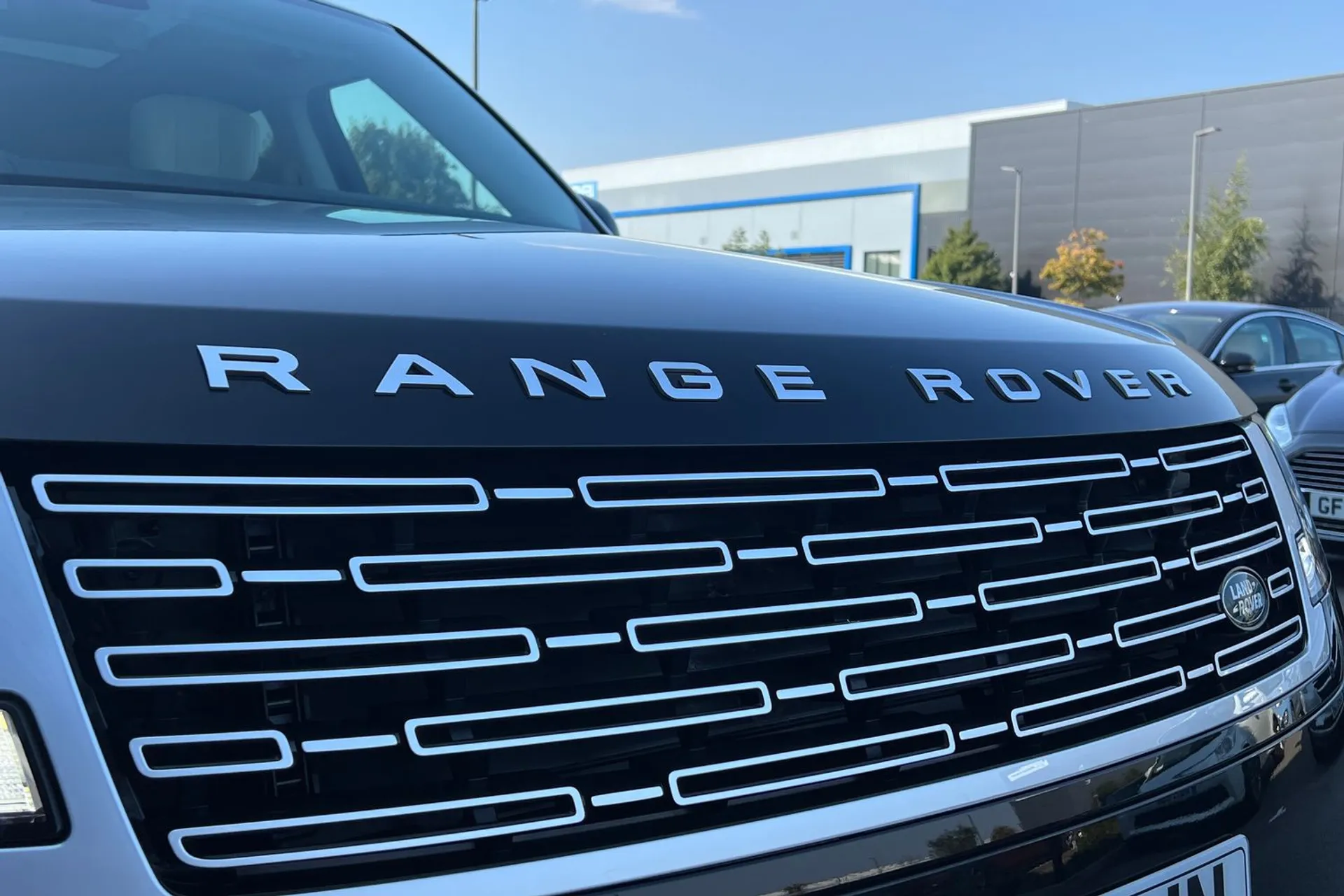 LAND ROVER RANGE ROVER thumbnail image number 63