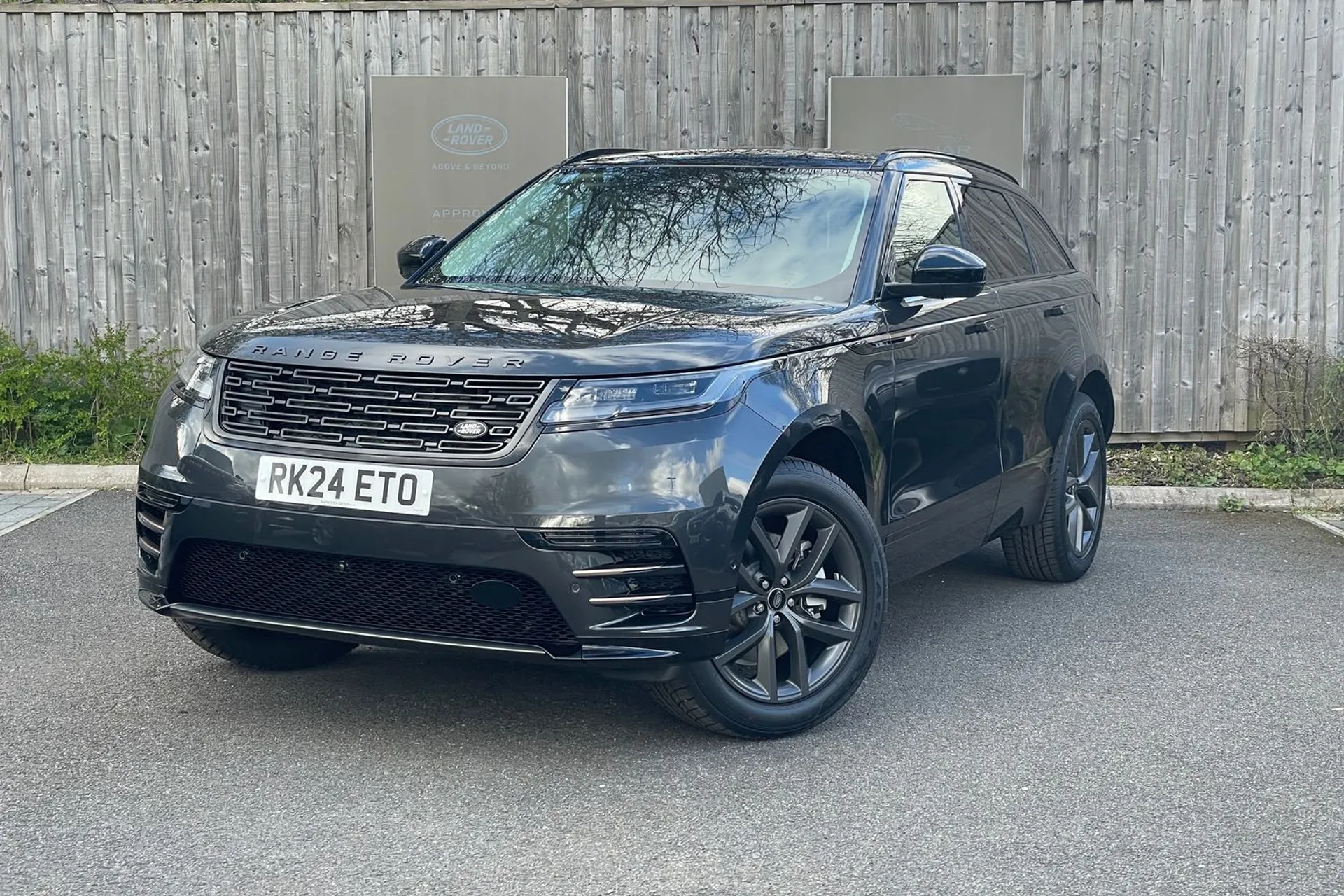 LAND ROVER RANGE ROVER VELAR thumbnail image number 29