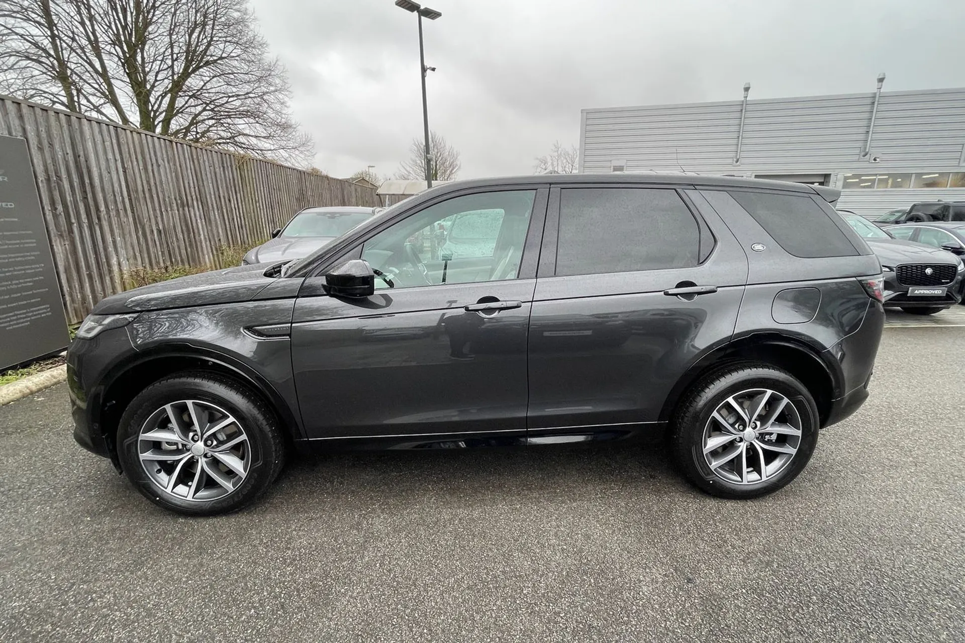 LAND ROVER DISCOVERY SPORT thumbnail image number 27