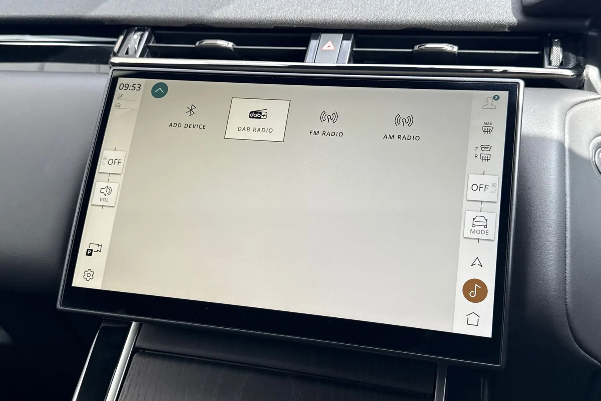 LAND ROVER RANGE ROVER VELAR thumbnail image number 53