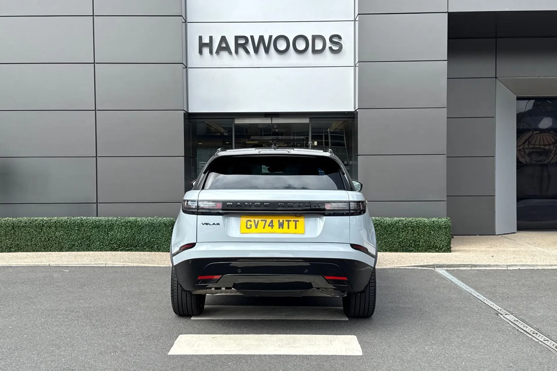 LAND ROVER RANGE ROVER VELAR thumbnail image number 7