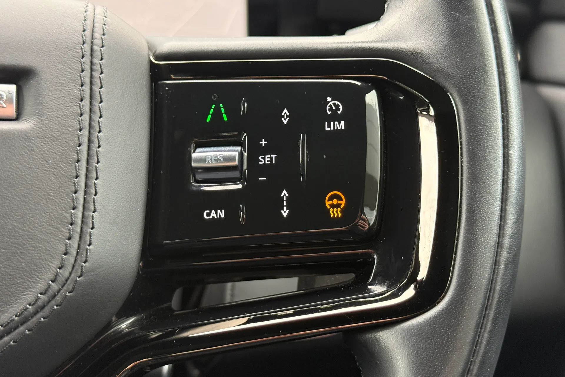 LAND ROVER RANGE ROVER EVOQUE thumbnail image number 26