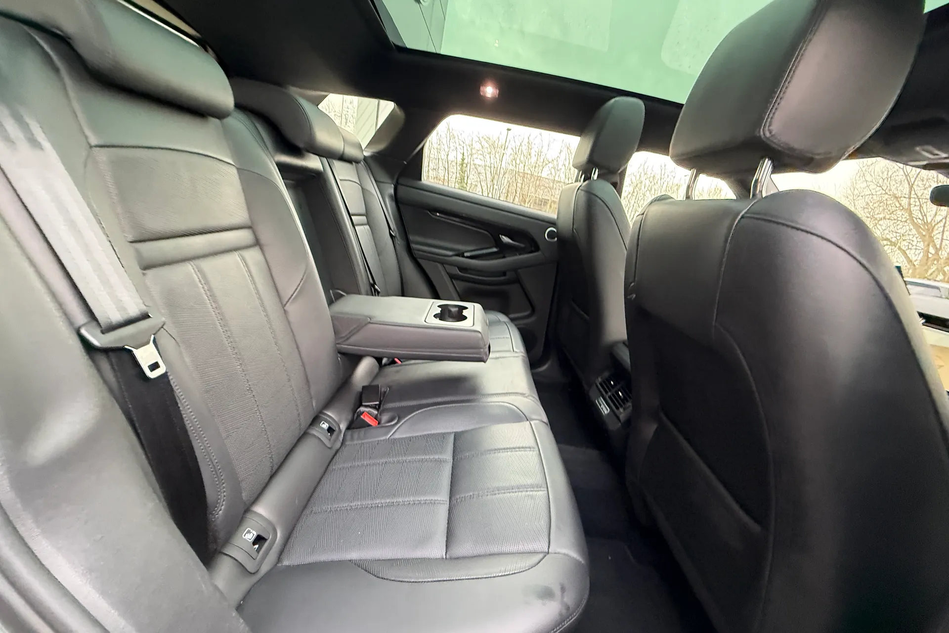 LAND ROVER RANGE ROVER EVOQUE thumbnail image number 38