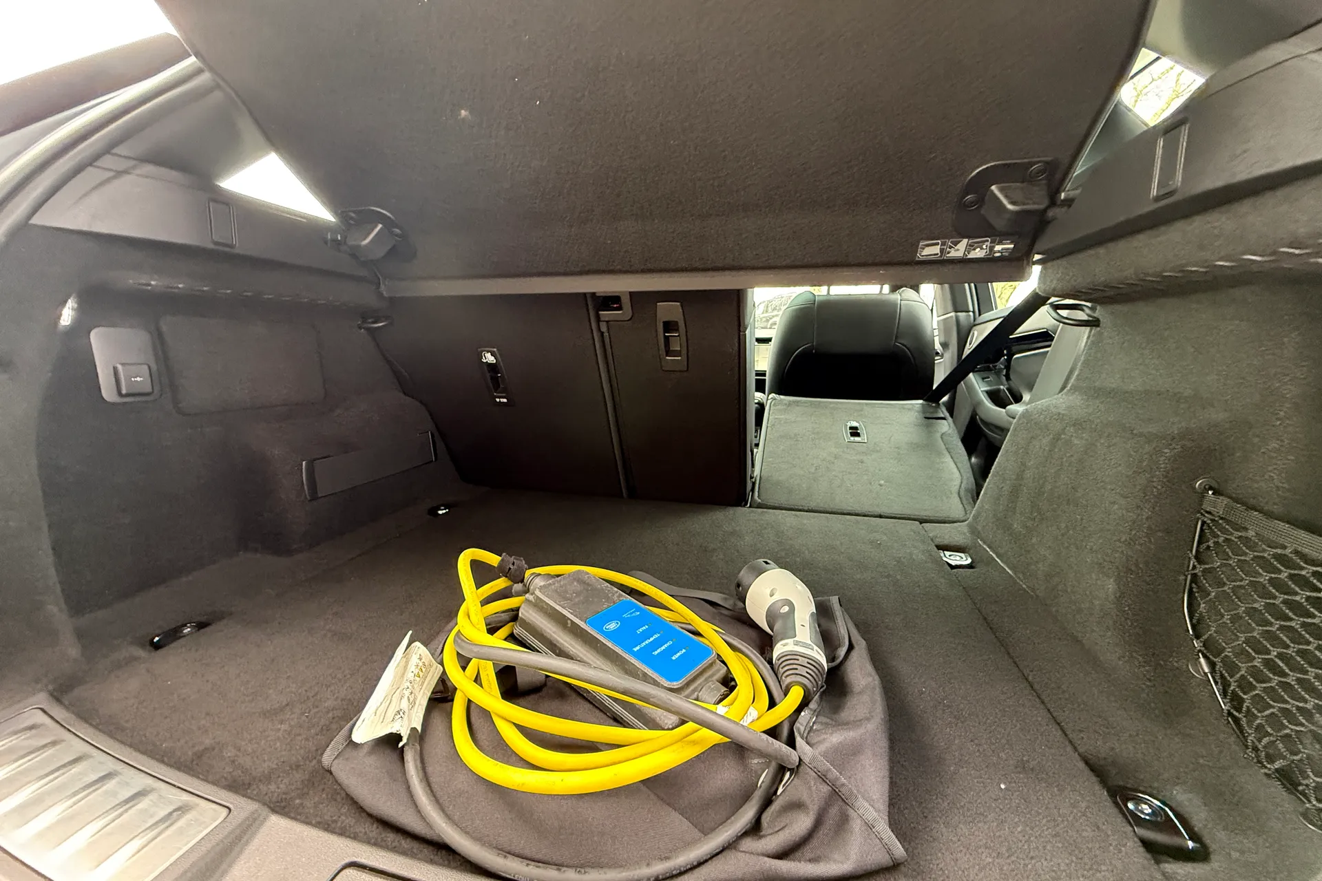 LAND ROVER RANGE ROVER EVOQUE thumbnail image number 37