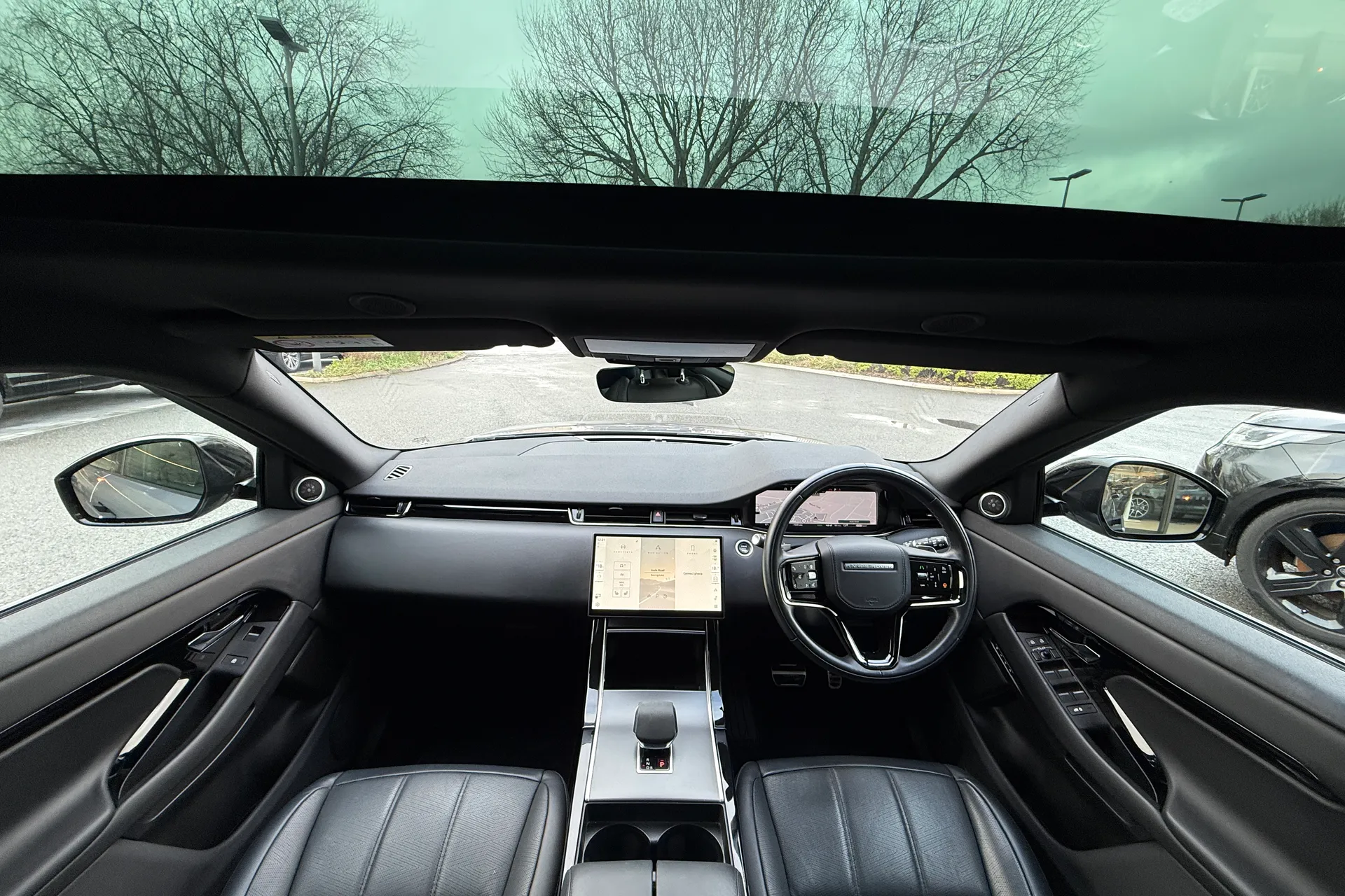 LAND ROVER RANGE ROVER EVOQUE thumbnail image number 3