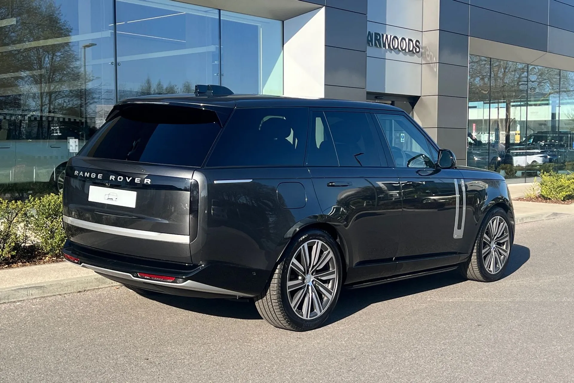 LAND ROVER RANGE ROVER thumbnail image number 11