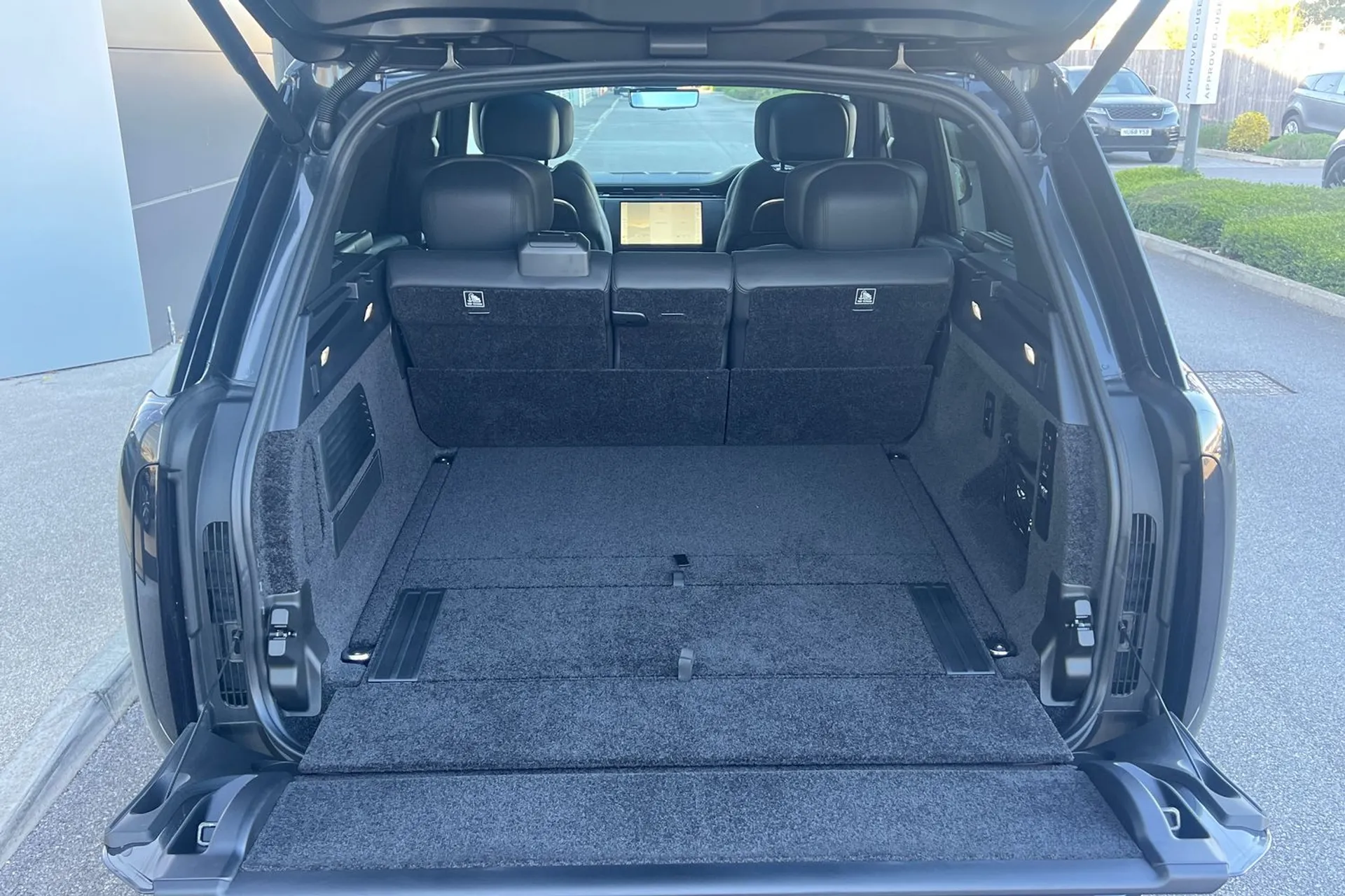 LAND ROVER RANGE ROVER thumbnail image number 35