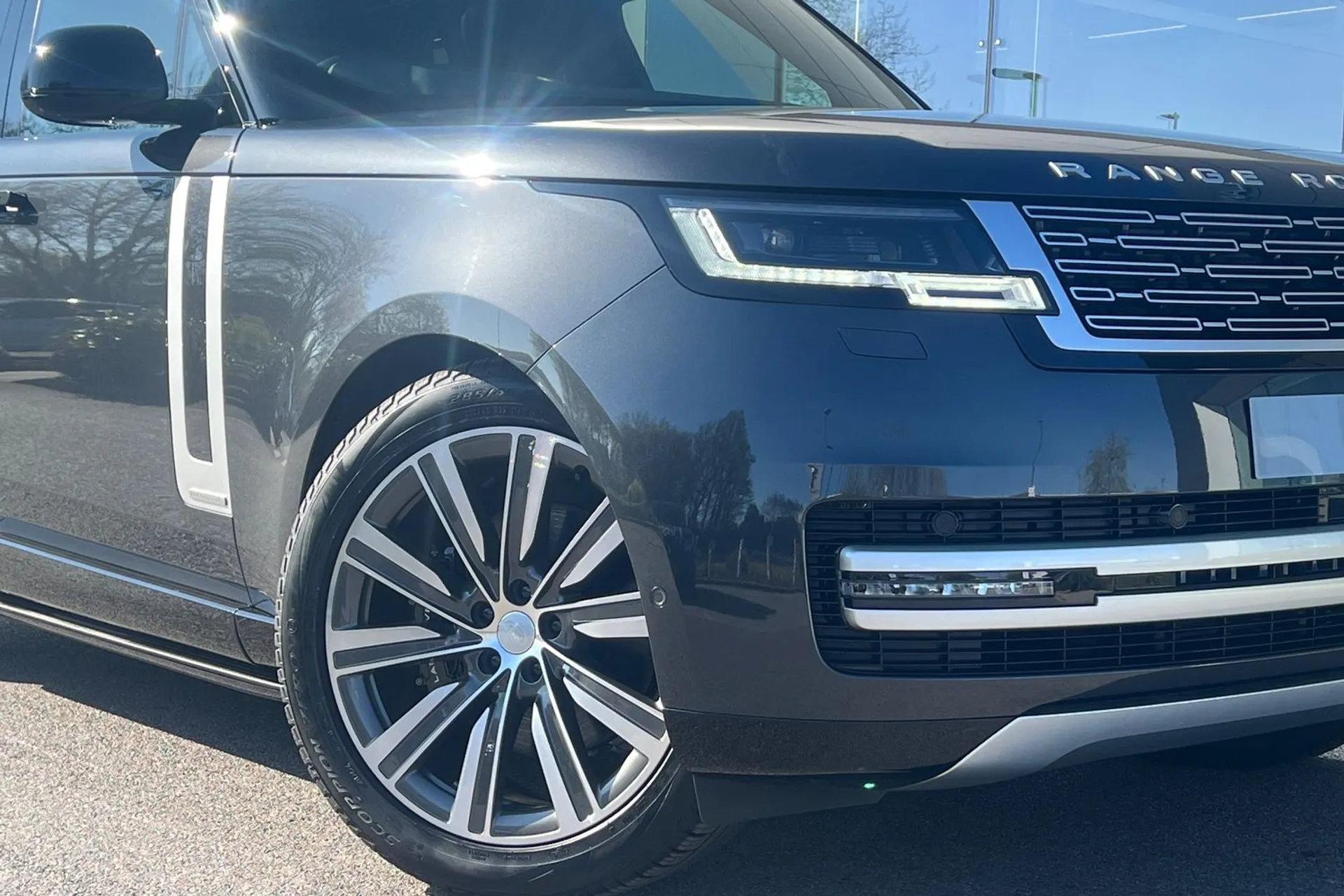 LAND ROVER RANGE ROVER thumbnail image number 10