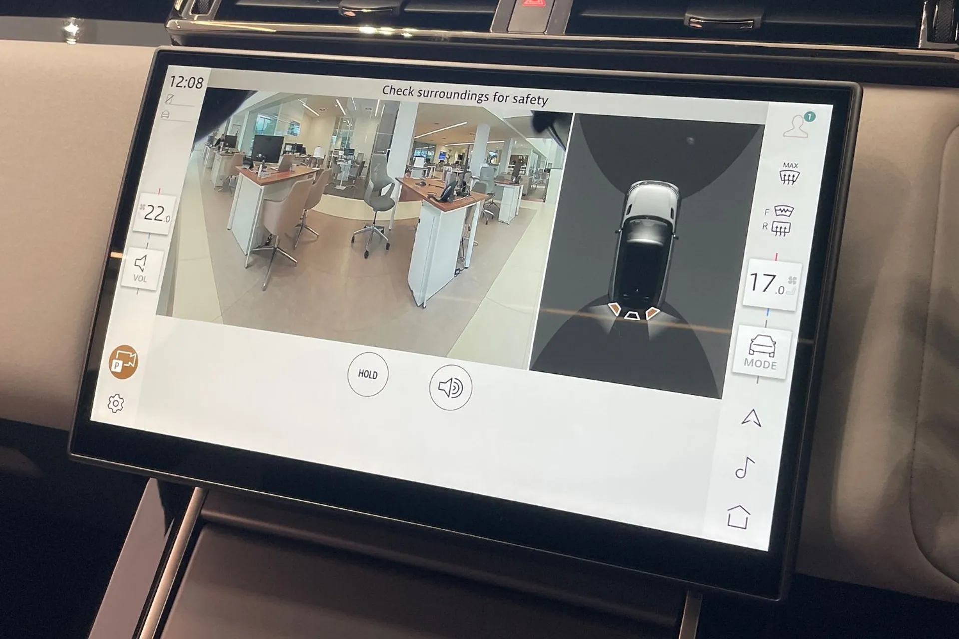 LAND ROVER RANGE ROVER VELAR thumbnail image number 6