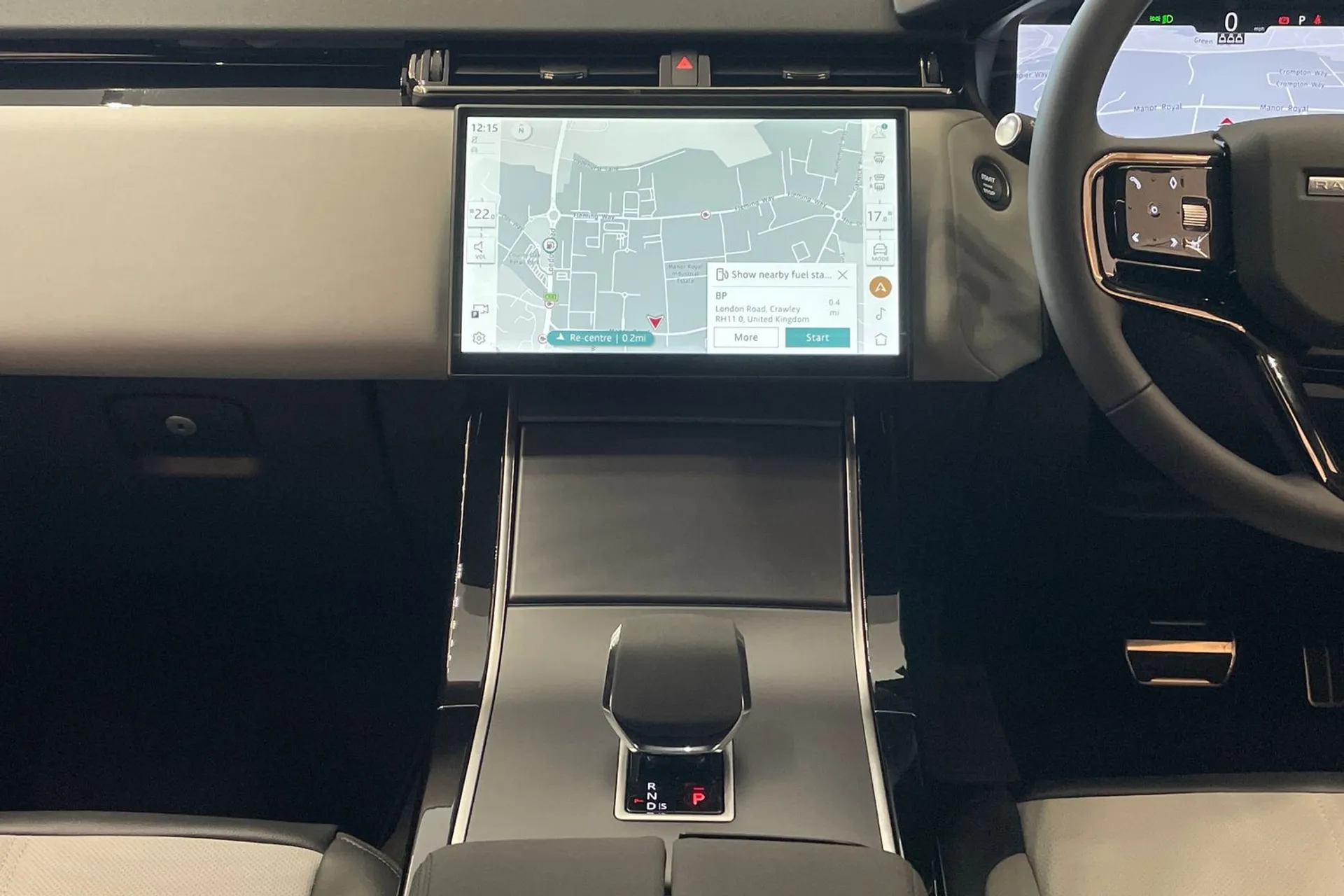 LAND ROVER RANGE ROVER VELAR thumbnail image number 21