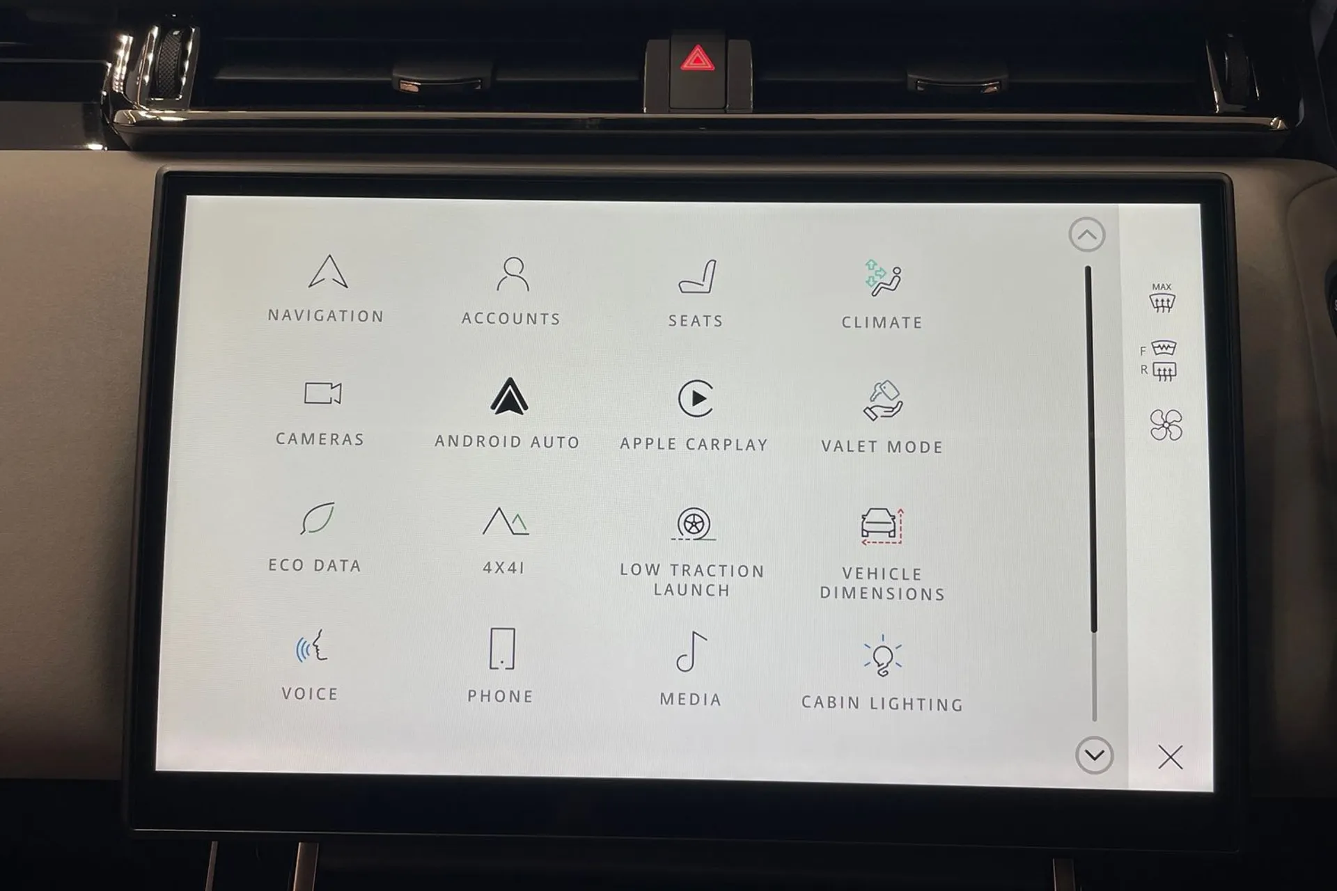 LAND ROVER RANGE ROVER VELAR thumbnail image number 42