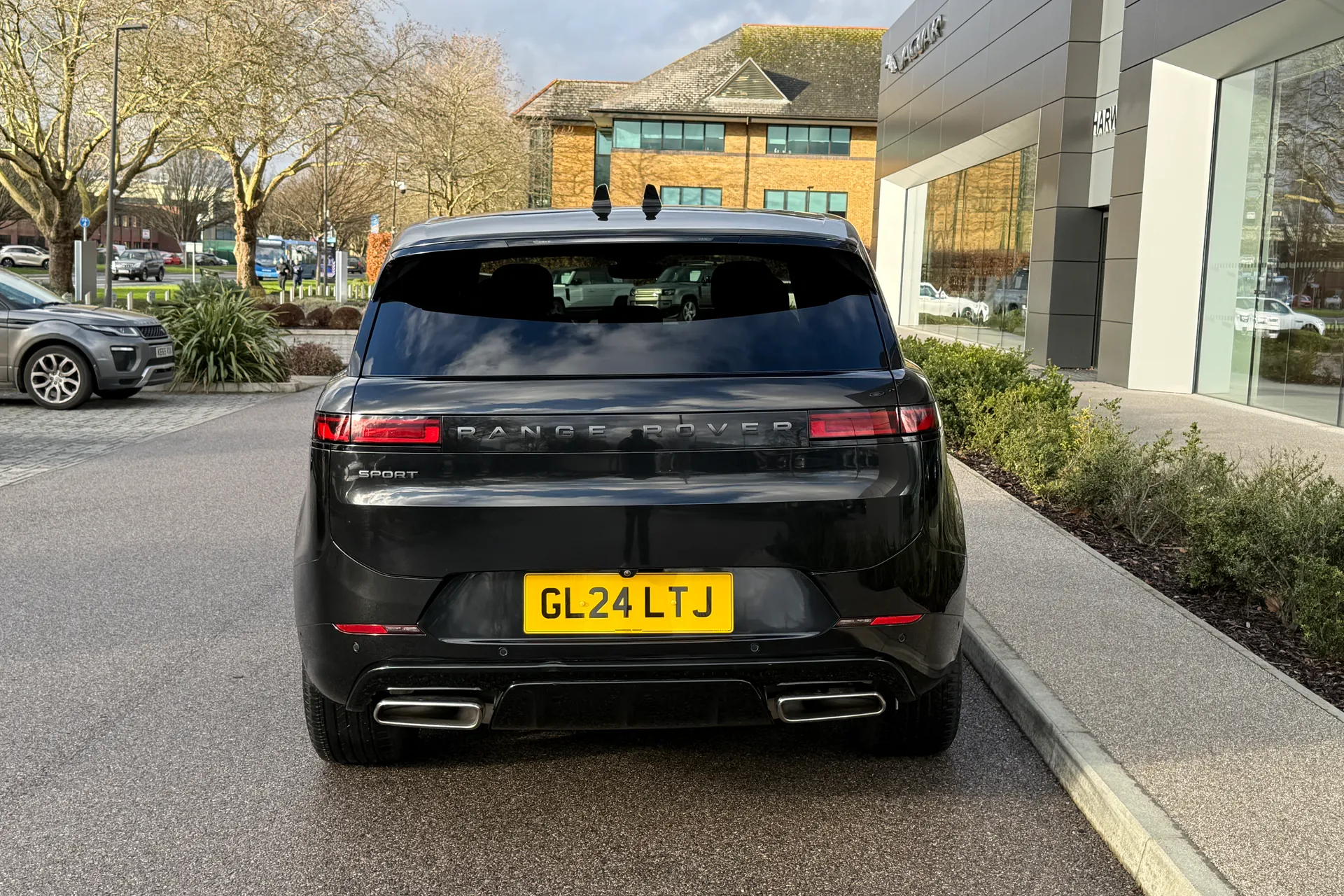 LAND ROVER RANGE ROVER SPORT thumbnail image number 19