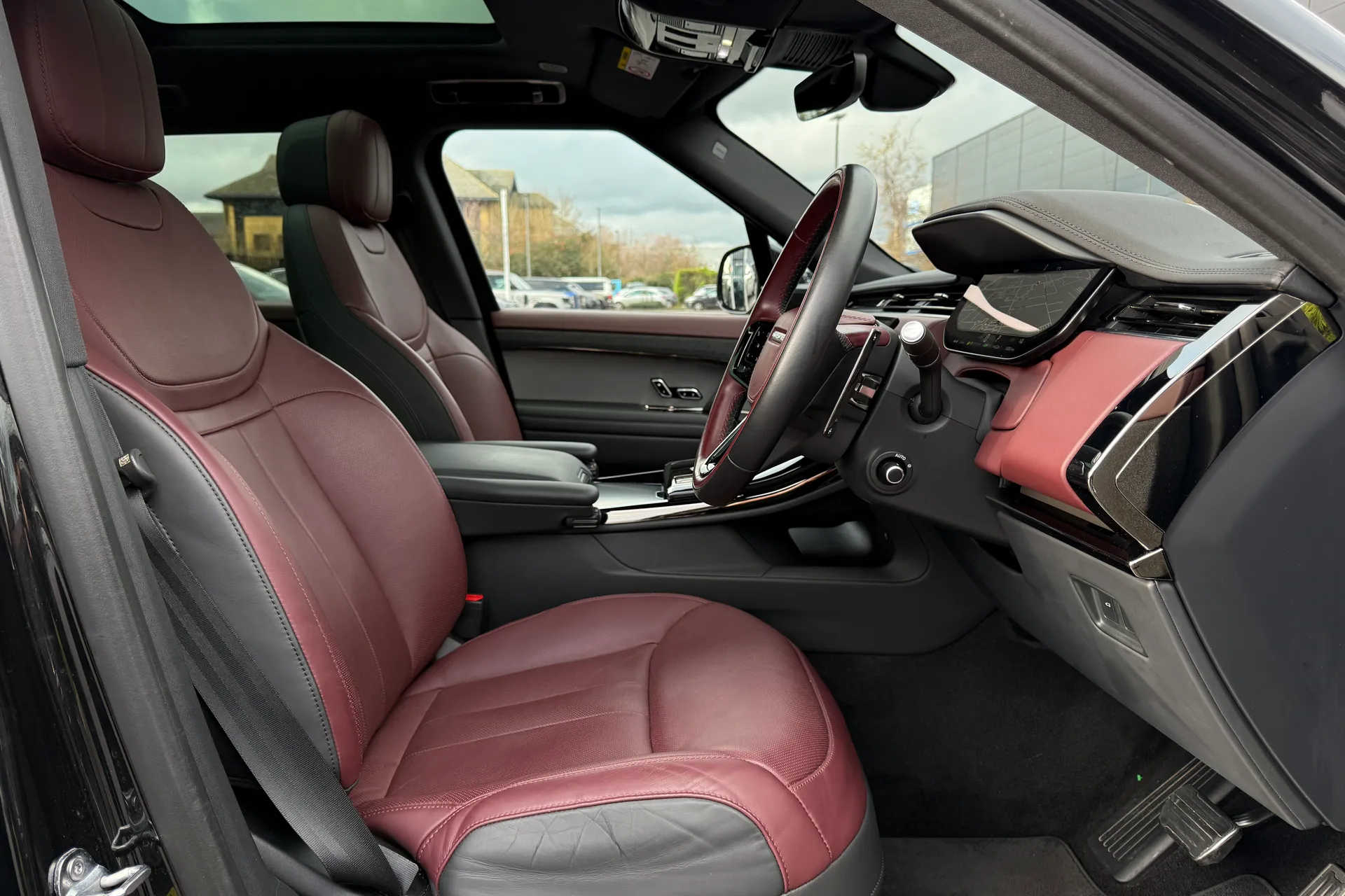 LAND ROVER RANGE ROVER SPORT thumbnail image number 46