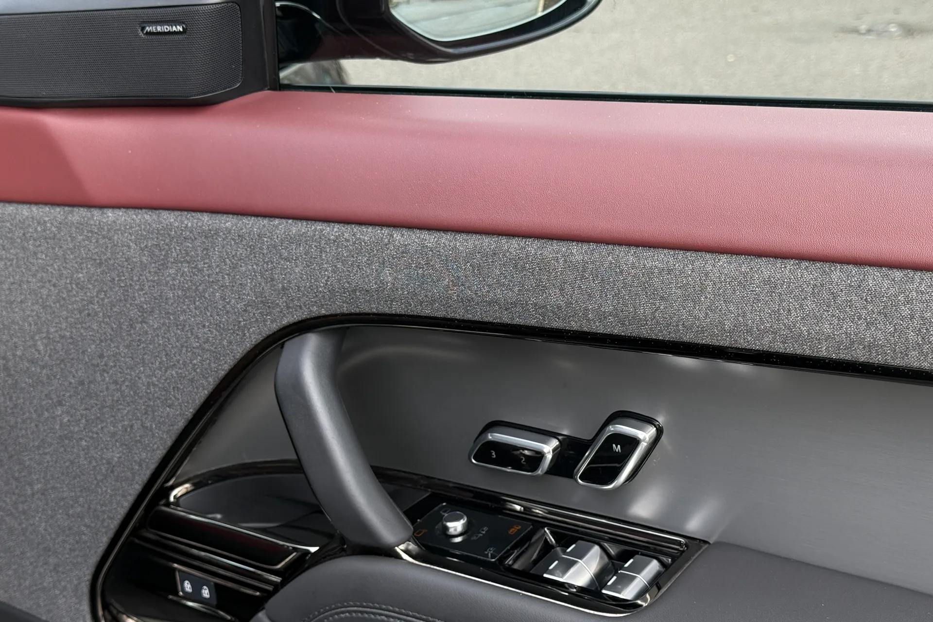 LAND ROVER RANGE ROVER SPORT thumbnail image number 31