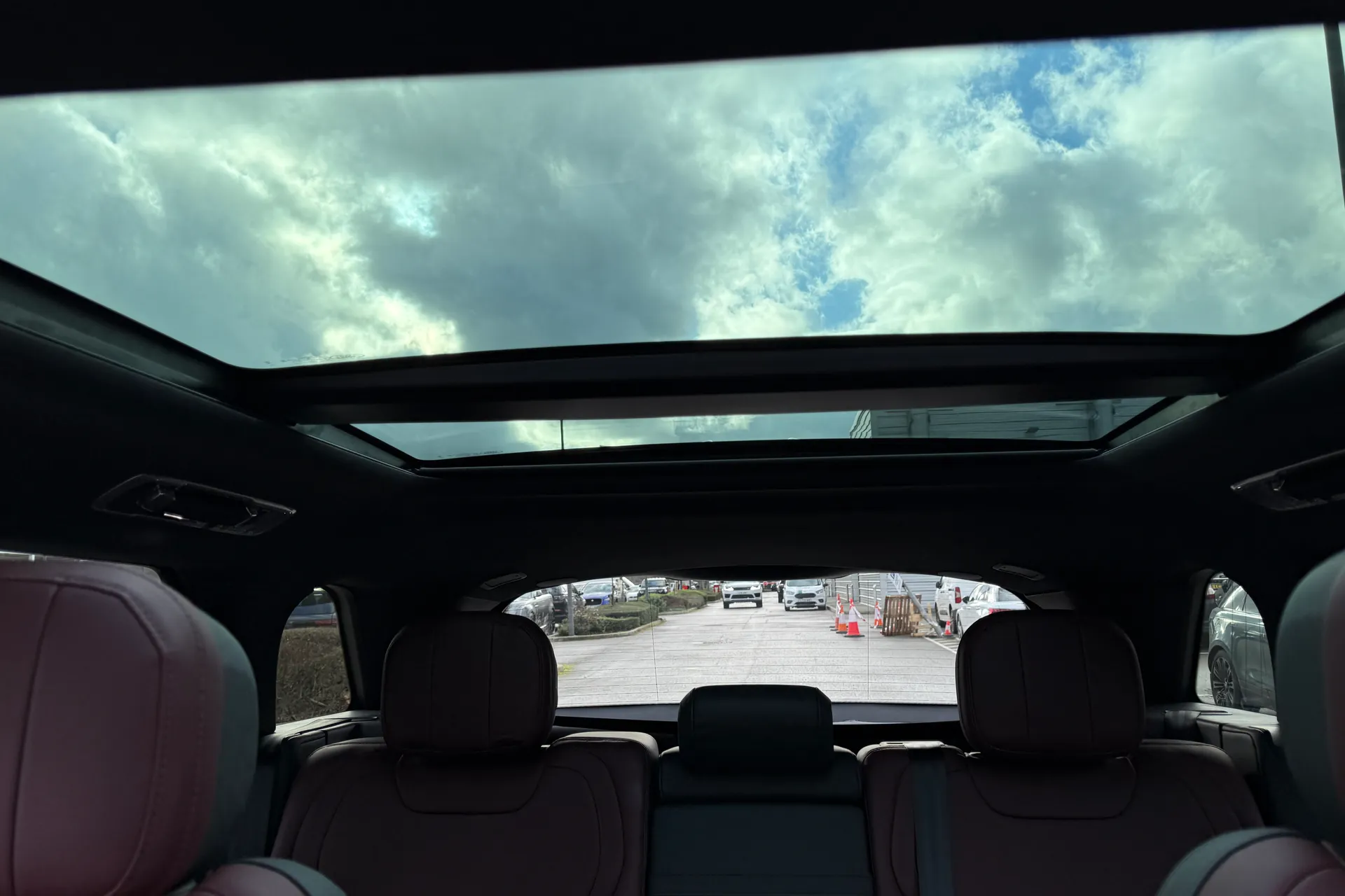 LAND ROVER RANGE ROVER SPORT thumbnail image number 32