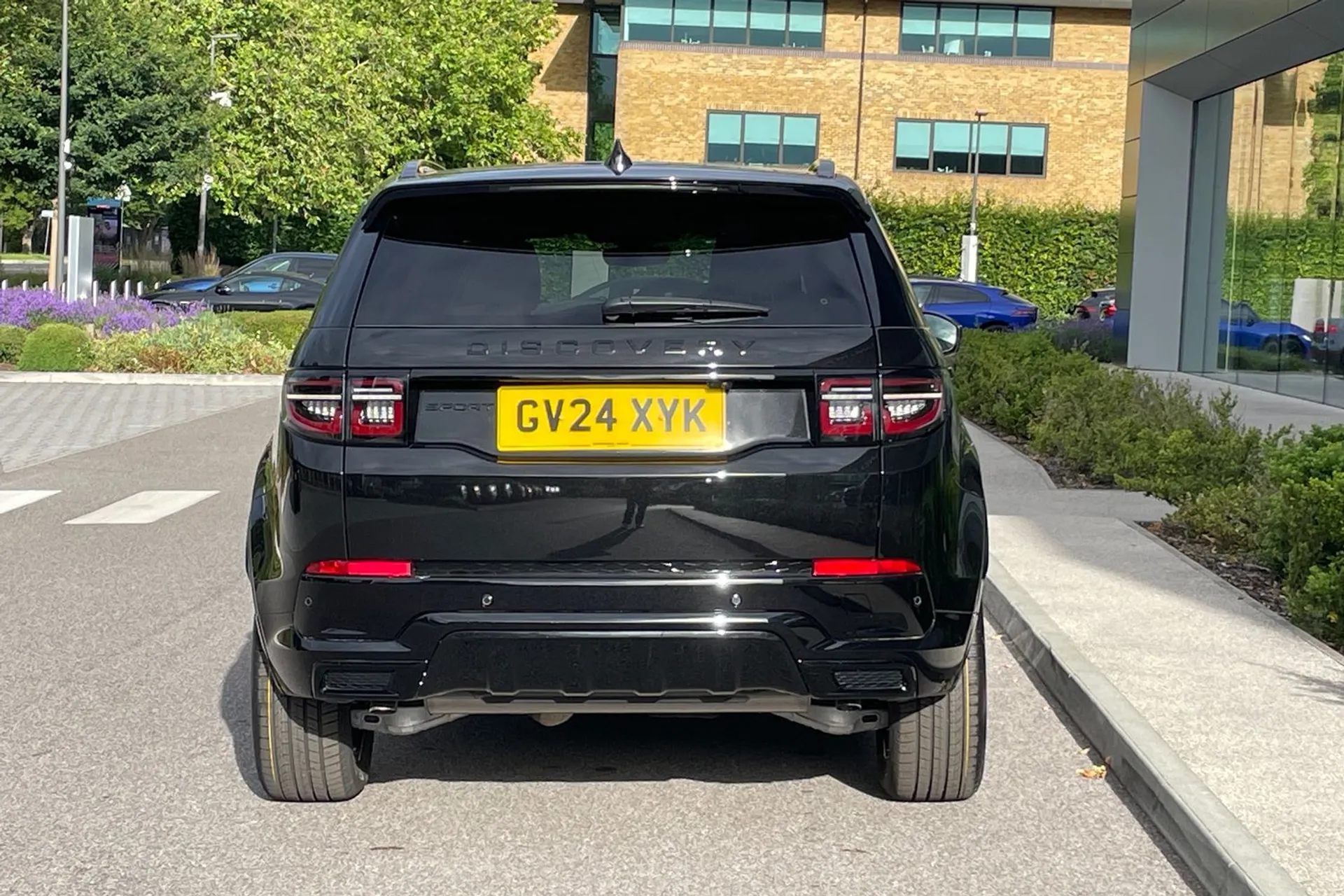 LAND ROVER DISCOVERY SPORT thumbnail image number 10